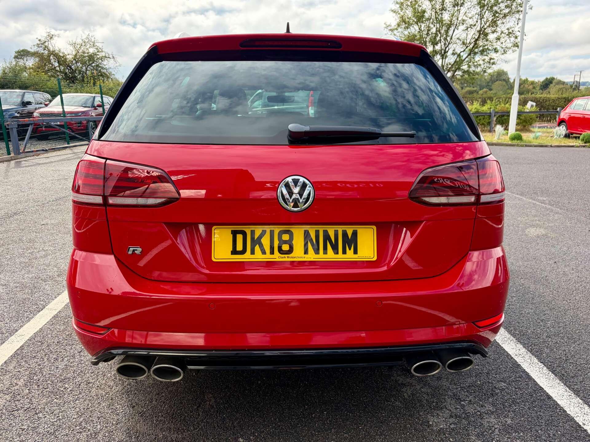 Volkswagen Golf view 7