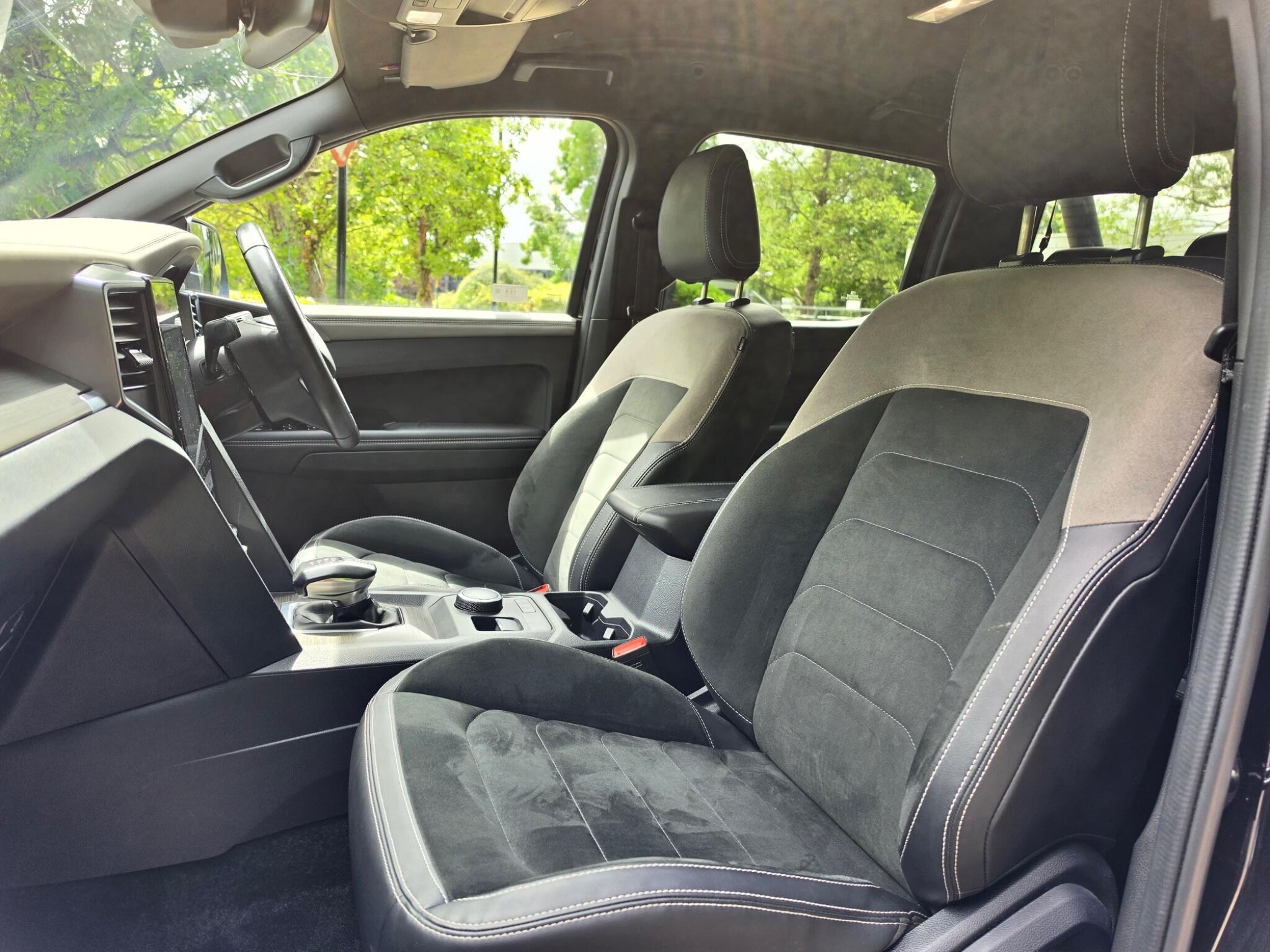 Volkswagen Amarok view 10