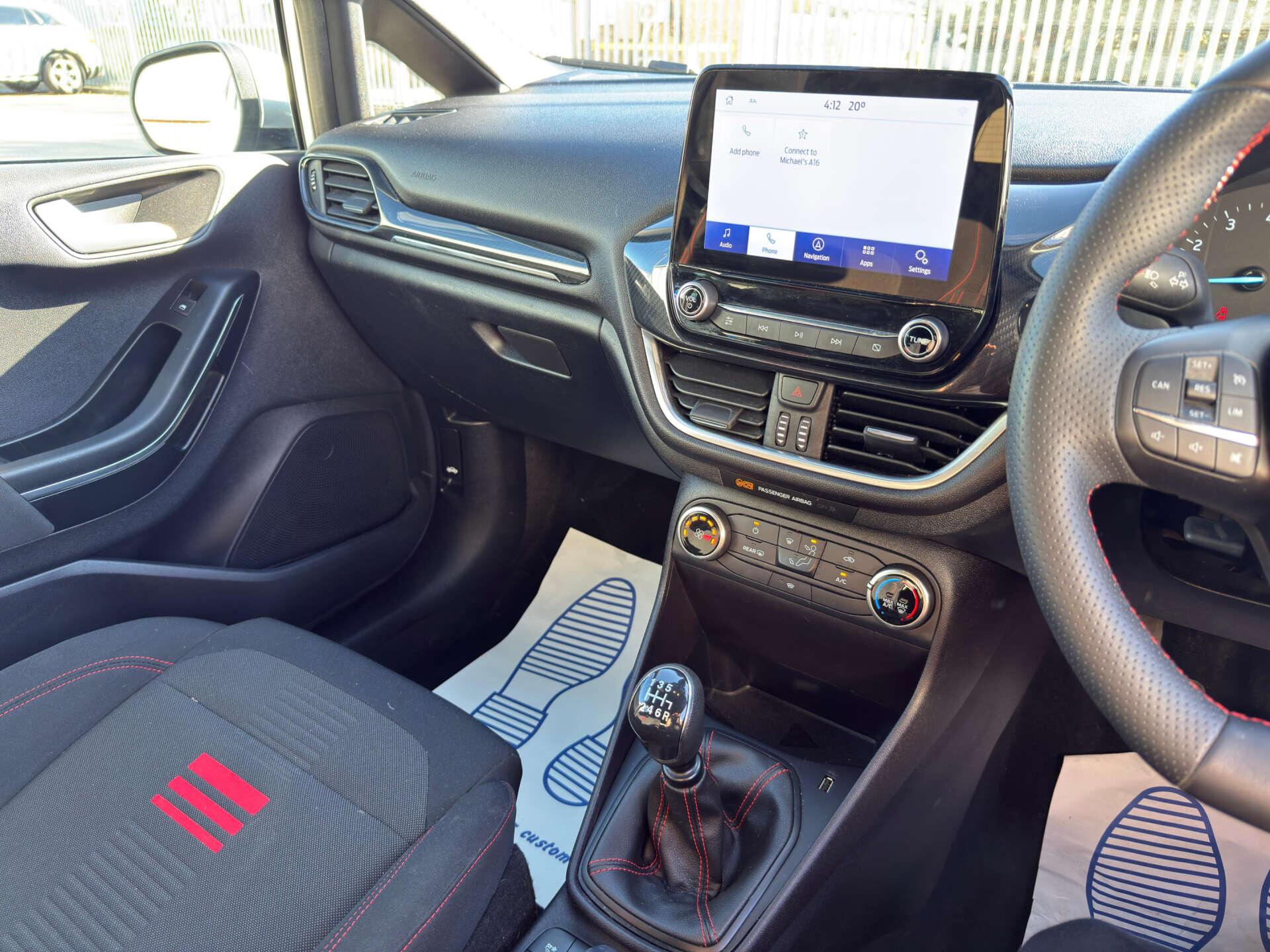 Ford Fiesta view 18