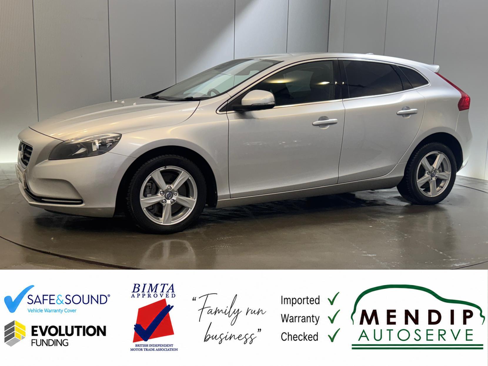 Volvo V40 view 5