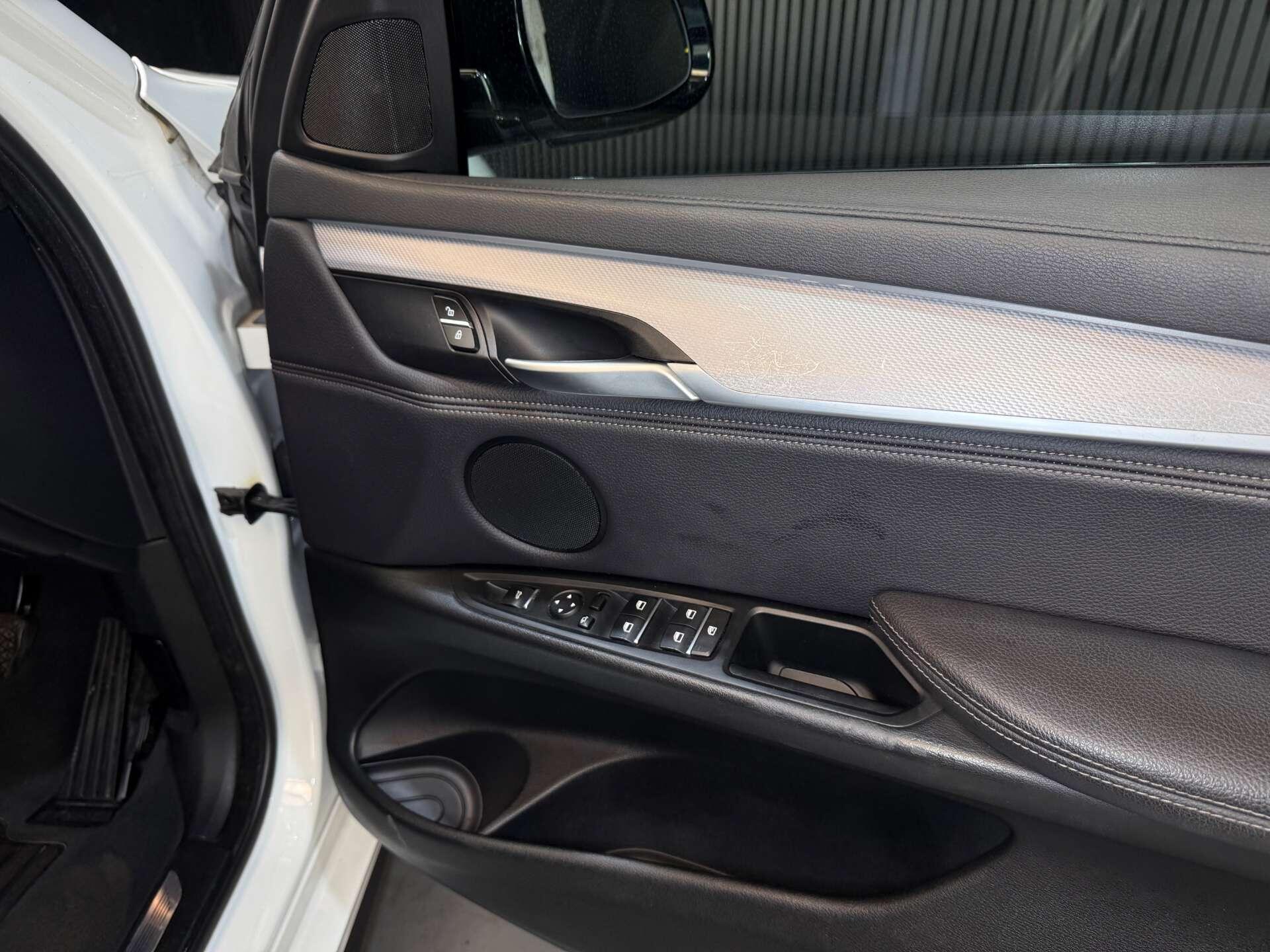 BMW X6 view 20