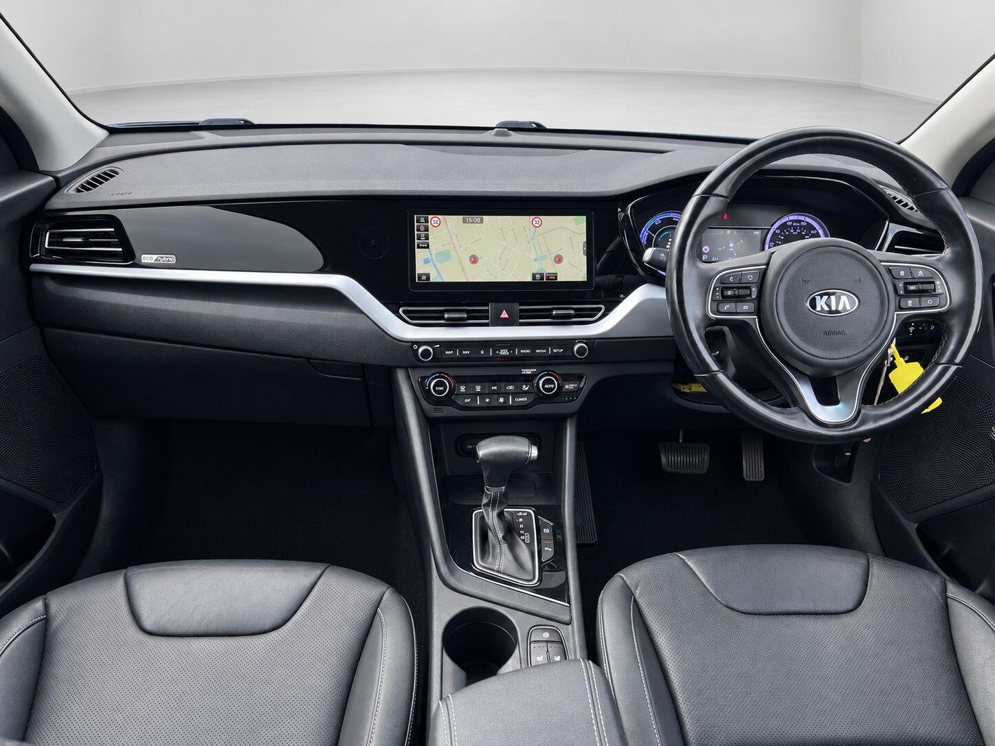 Kia Niro view 2
