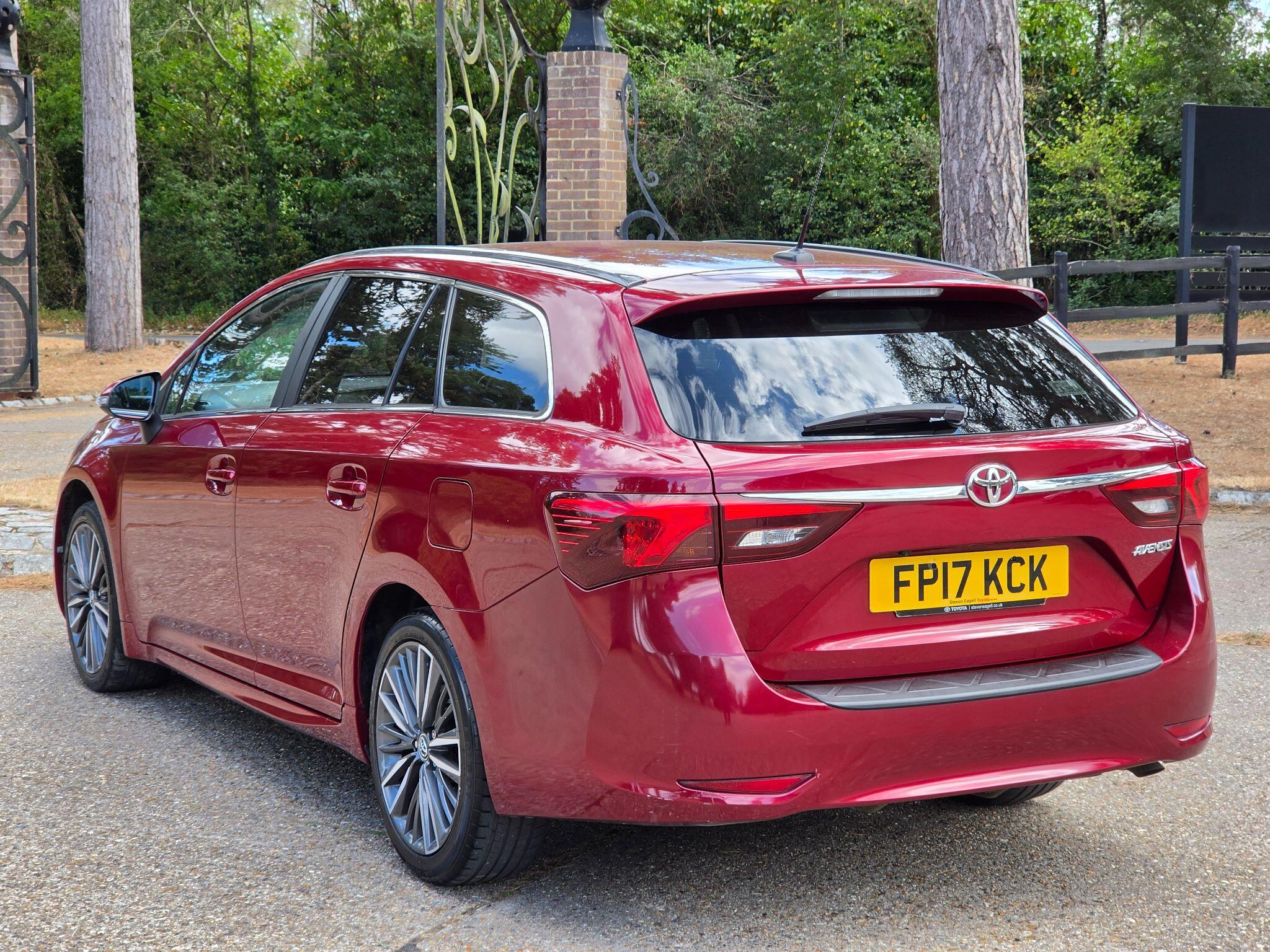 Toyota Avensis view 6