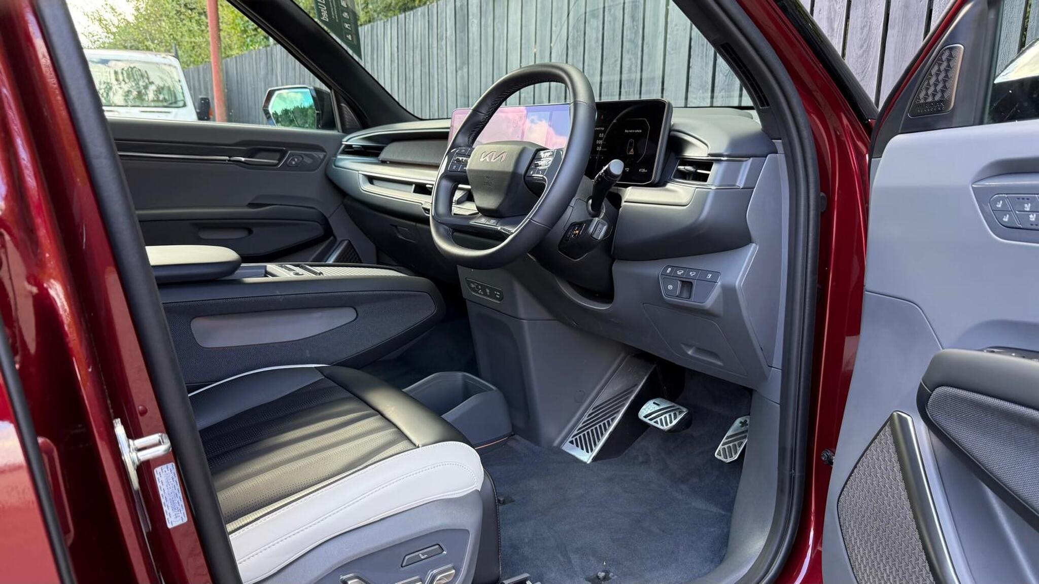 Kia Ev9 view 22