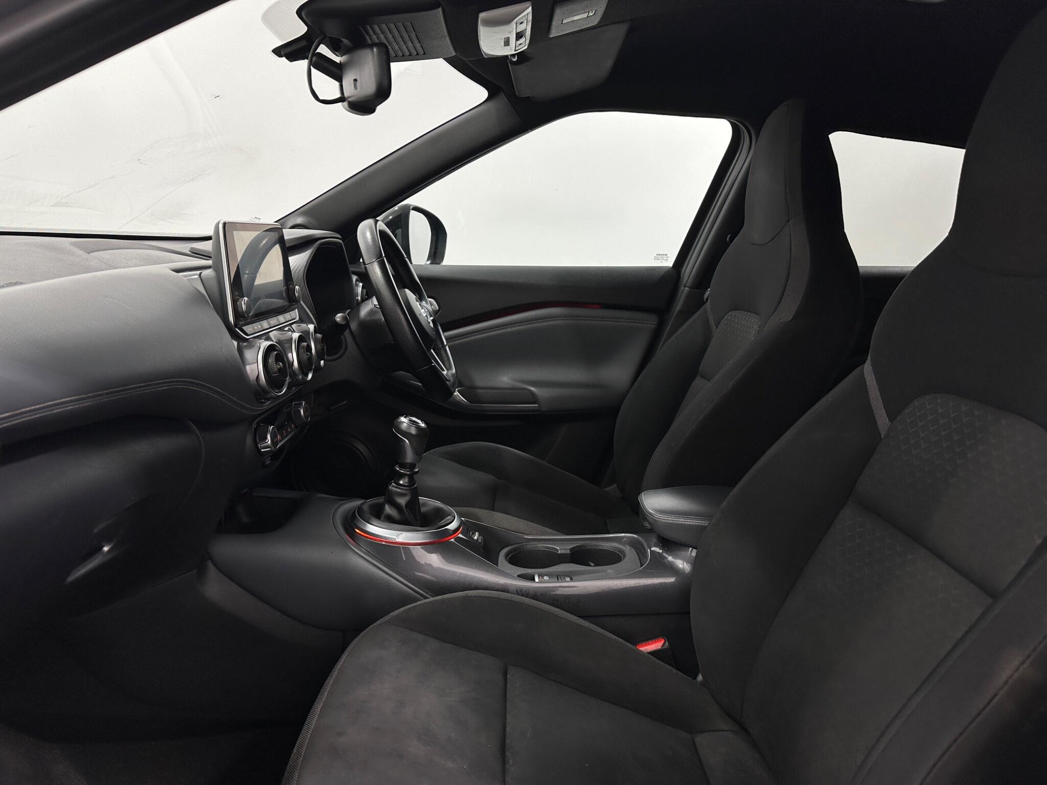 Nissan Juke view 32
