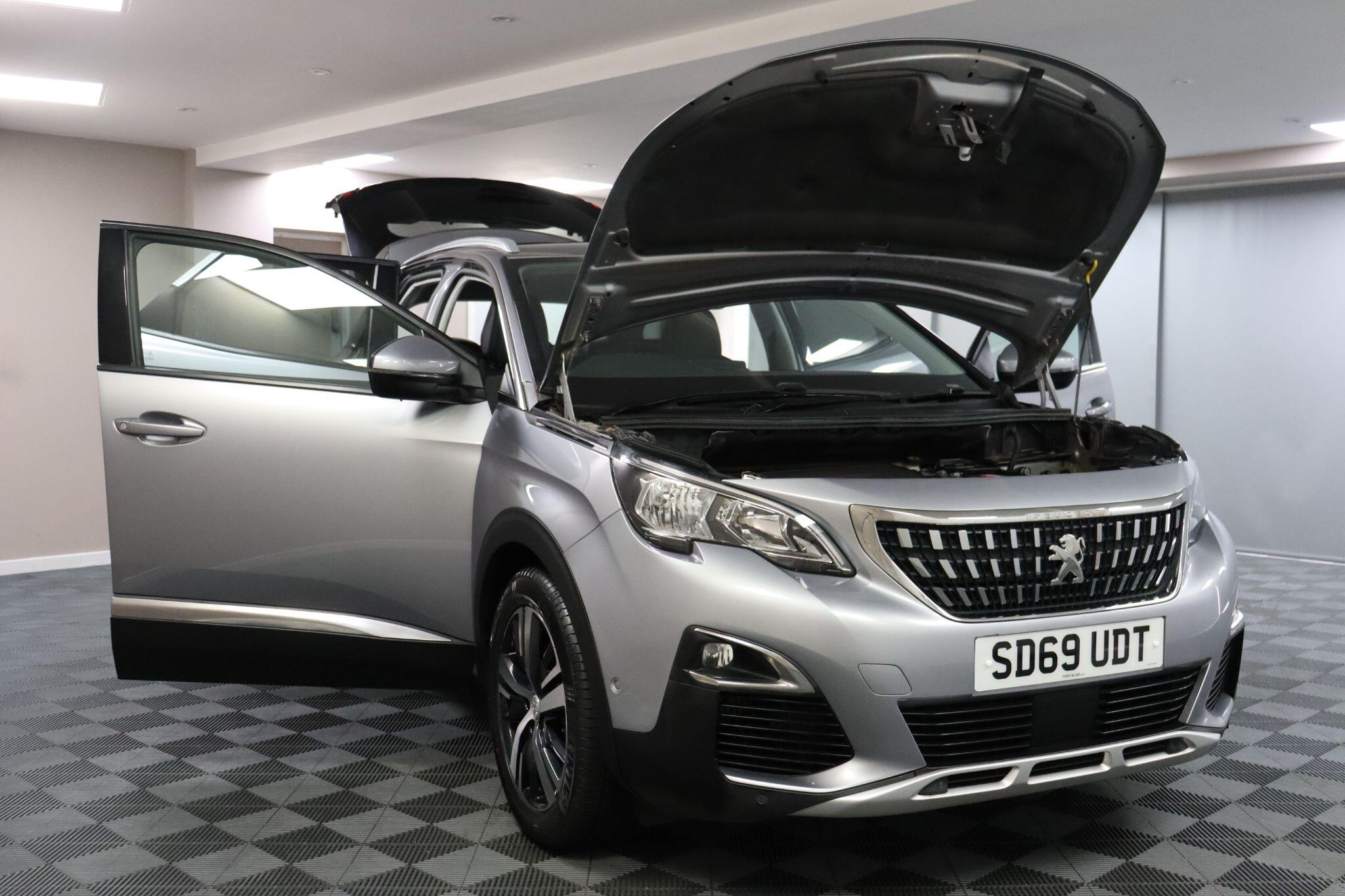 Peugeot 3008 view 15