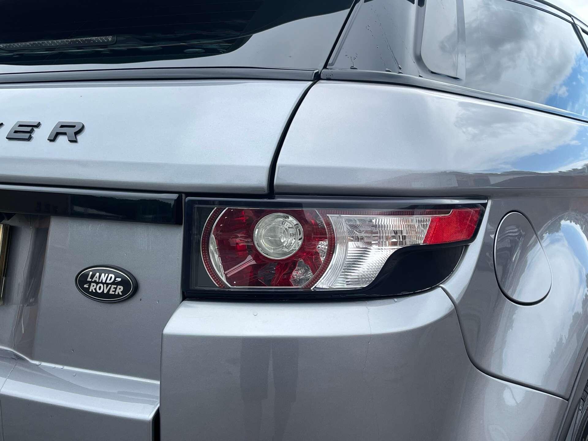 Land Rover Range Rover Evoque view 29