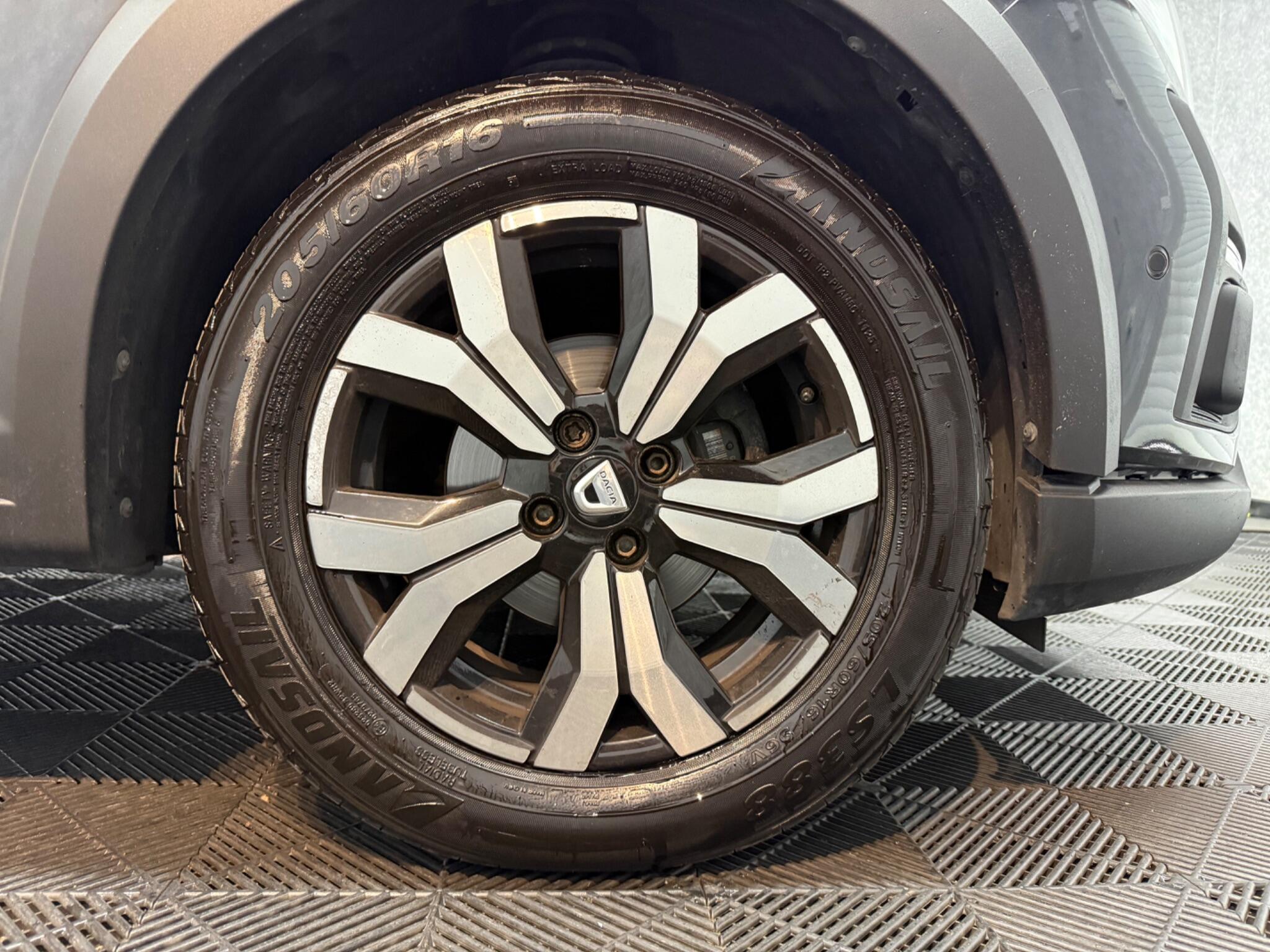 Dacia Sandero Stepway view 22