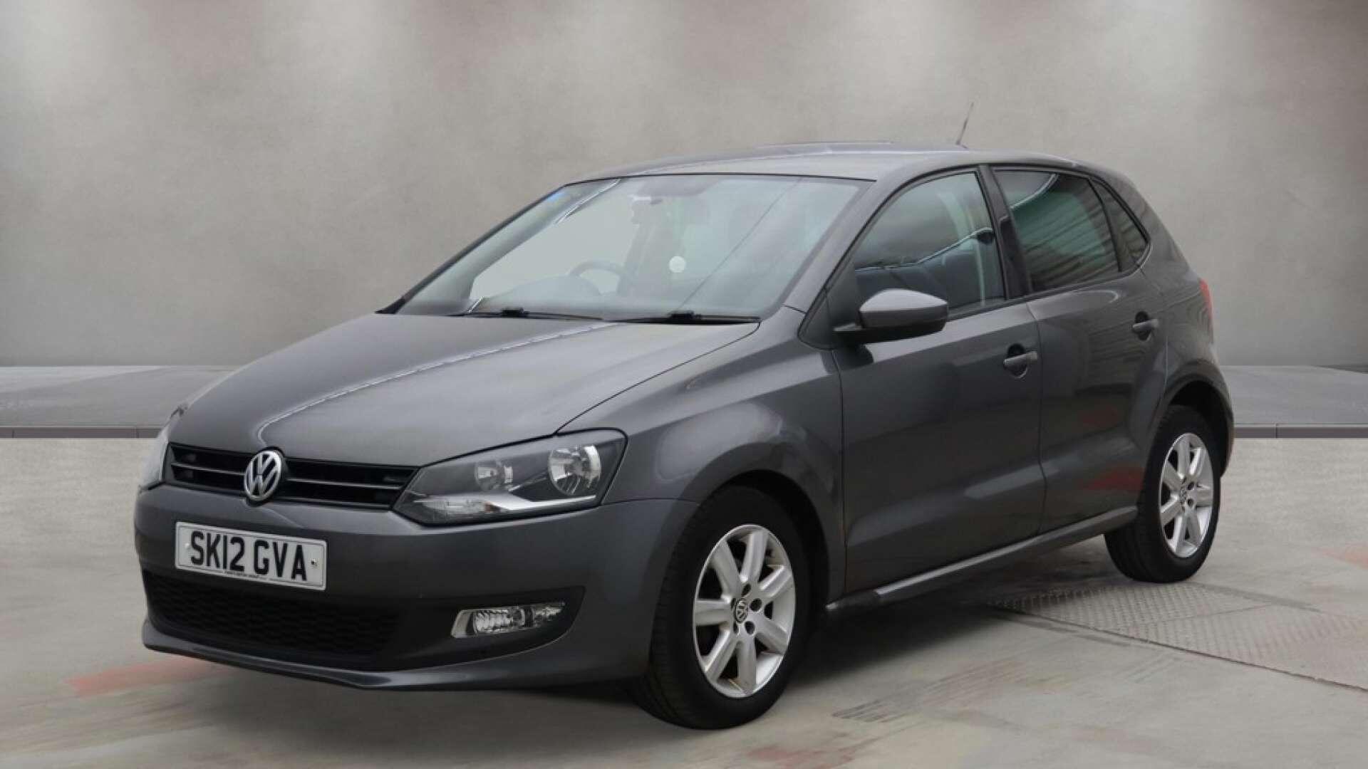 Volkswagen Polo view 2