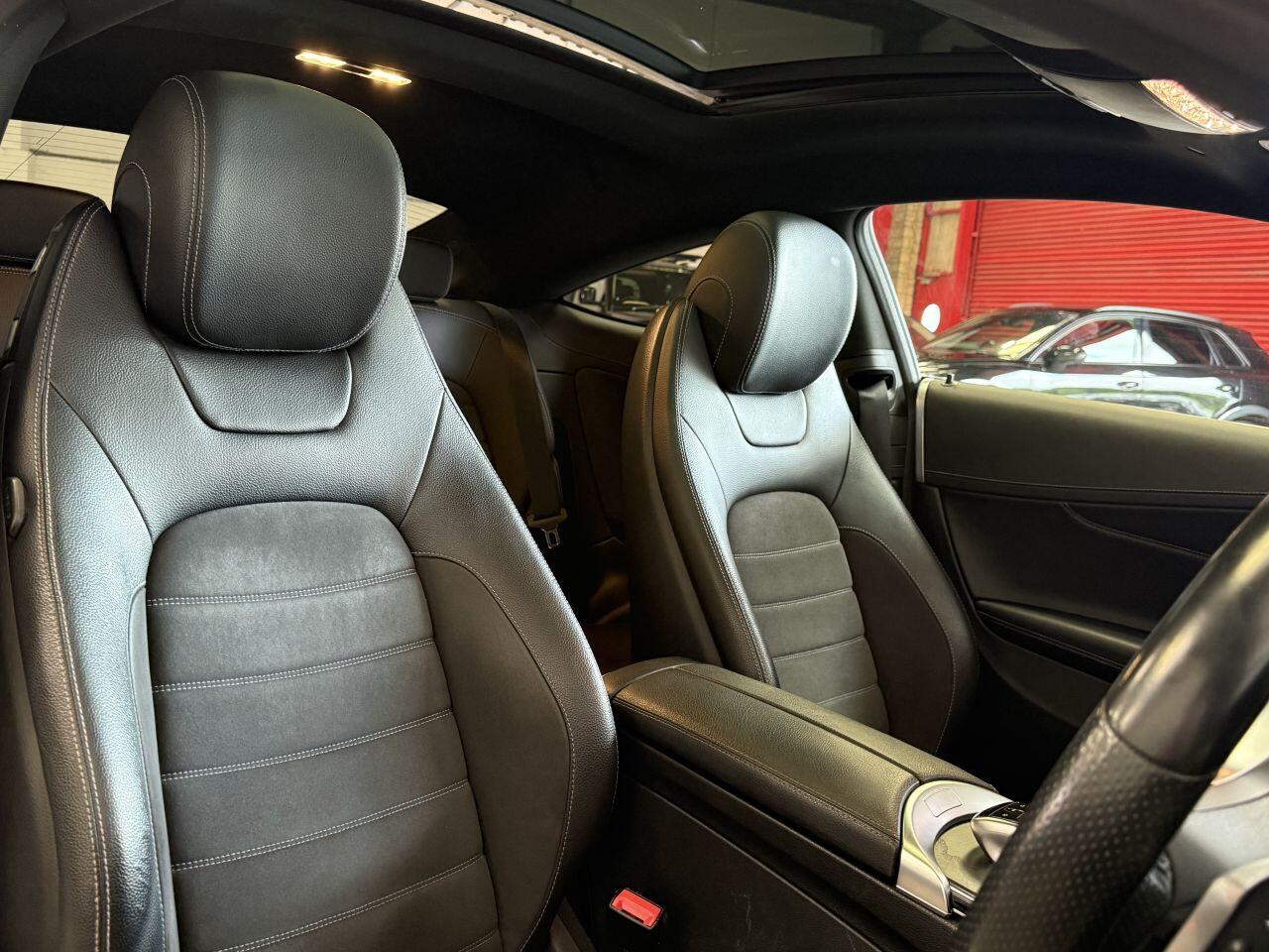 Mercedes-Benz C Class view 32