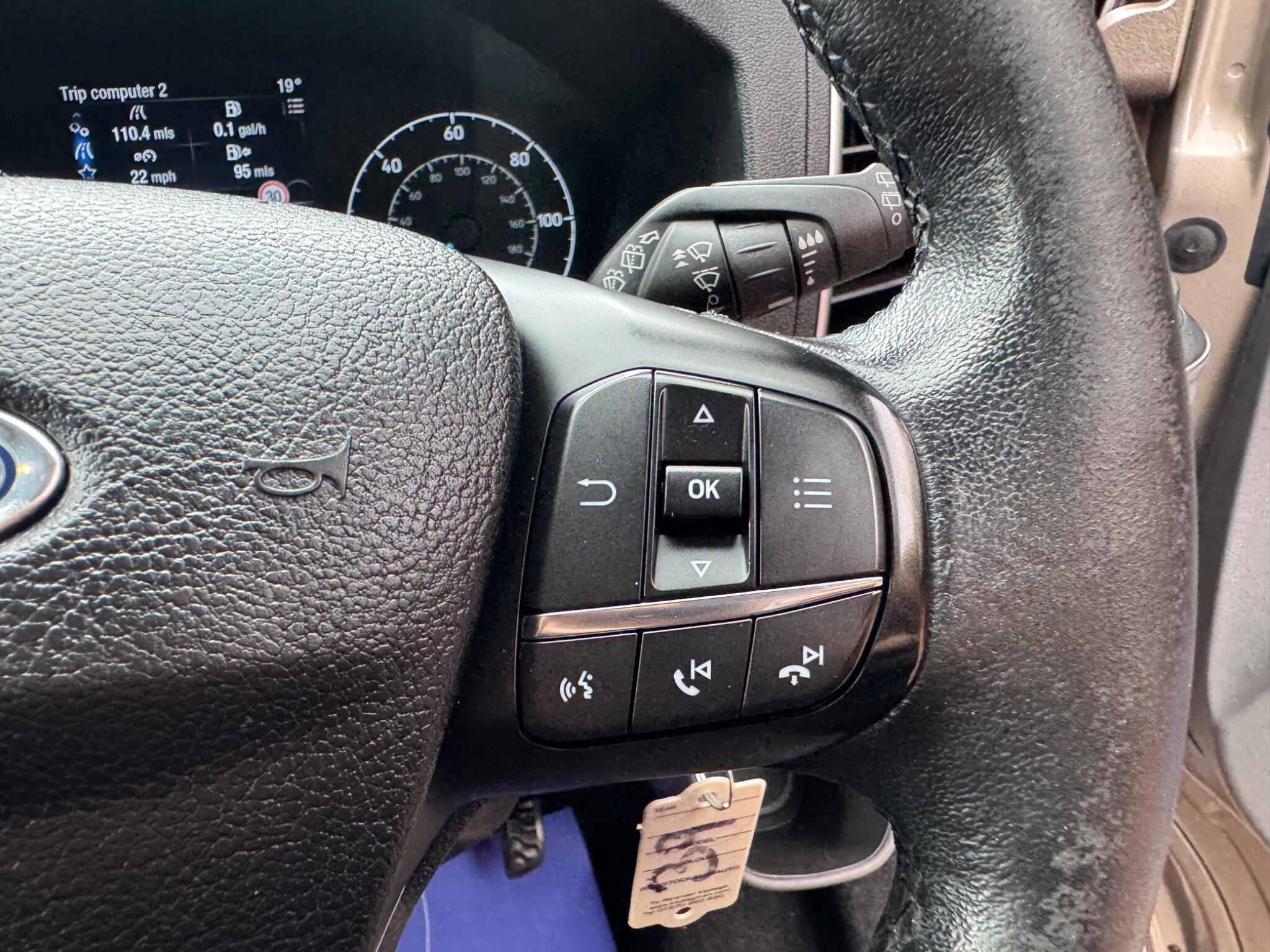Ford Tourneo Custom view 22