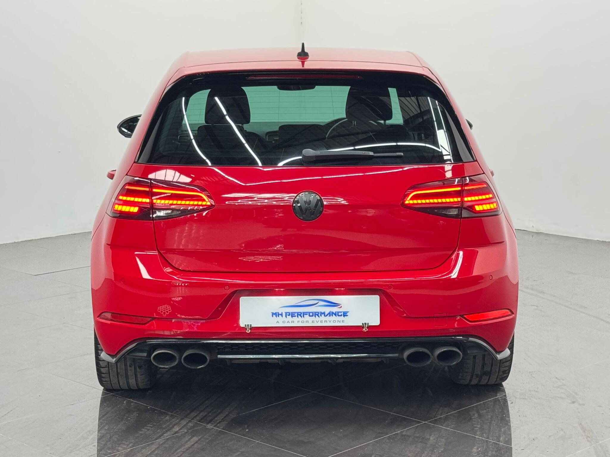 Volkswagen Golf view 74