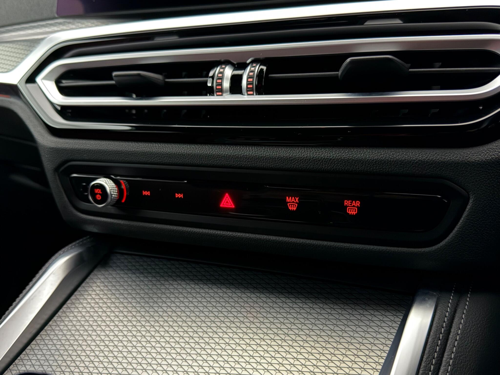 BMW I4 view 25