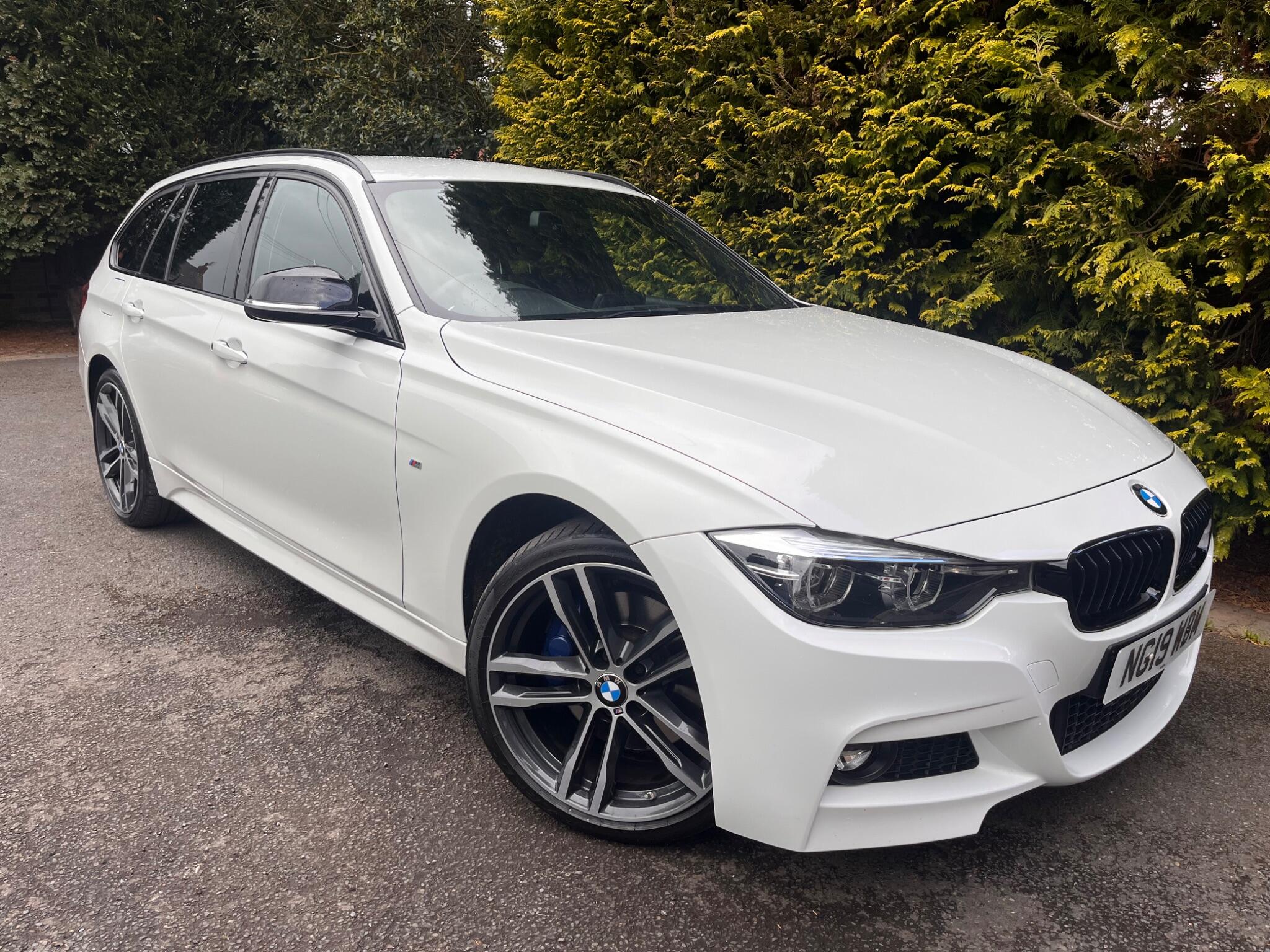 BMW 3 Series view 21