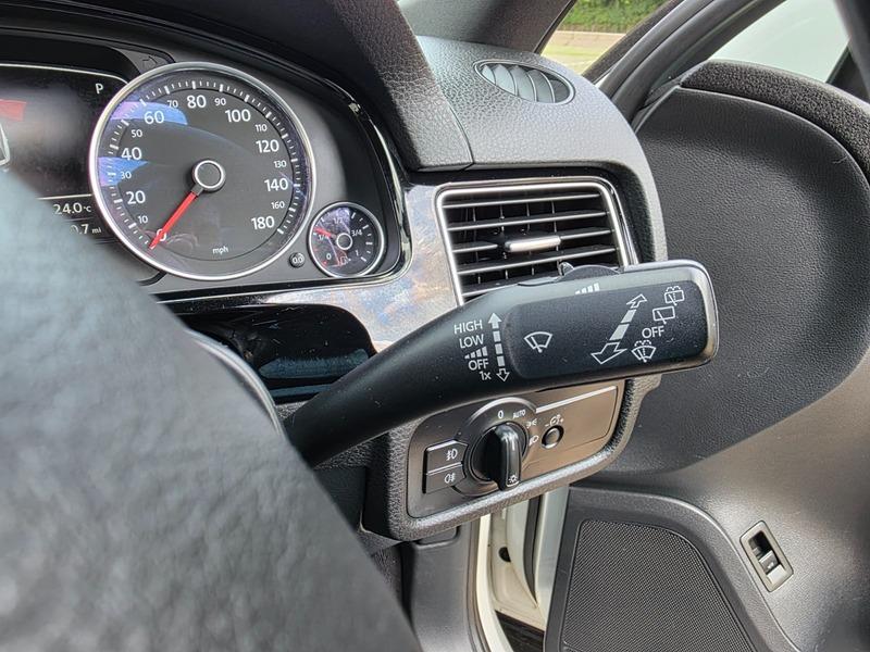 2015 Volkswagen Touareg image 49