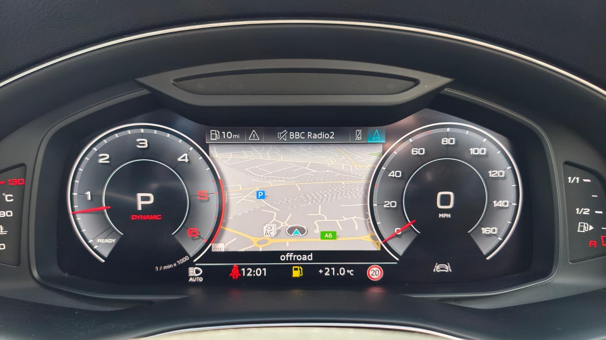 Audi Audi Q7 view 24