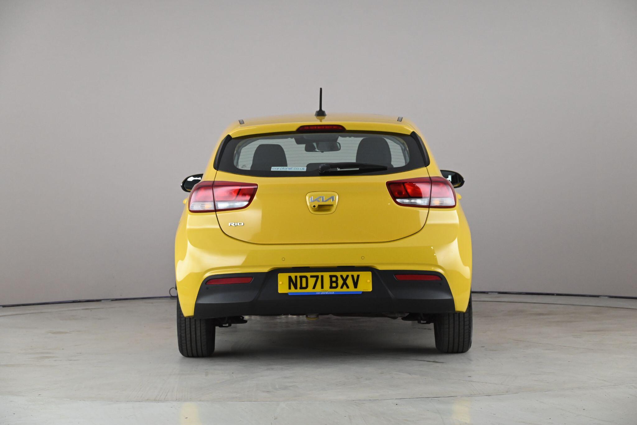 Kia Rio view 8