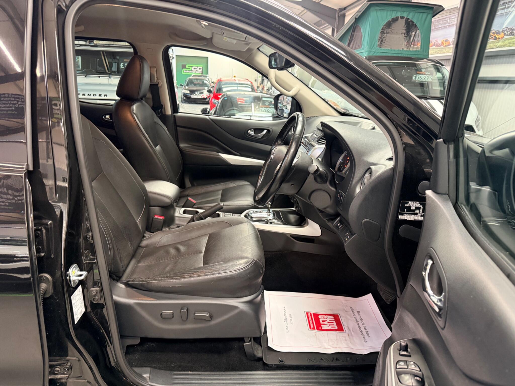 Nissan Navara view 10