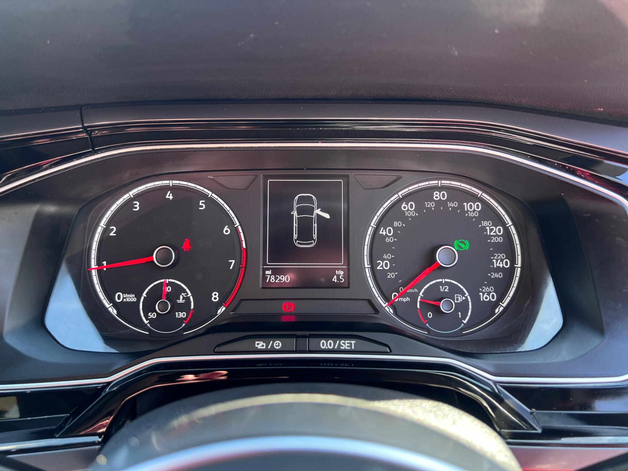 Volkswagen Polo view 24