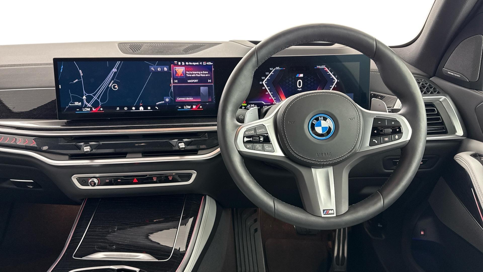BMW X5 view 5
