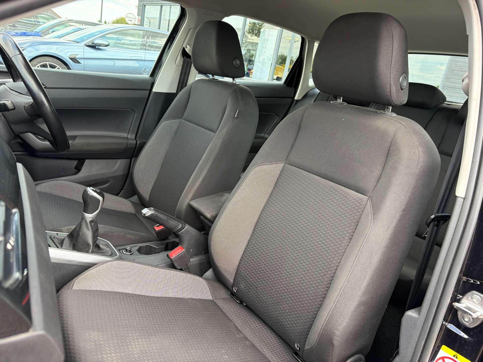 Volkswagen Polo view 17