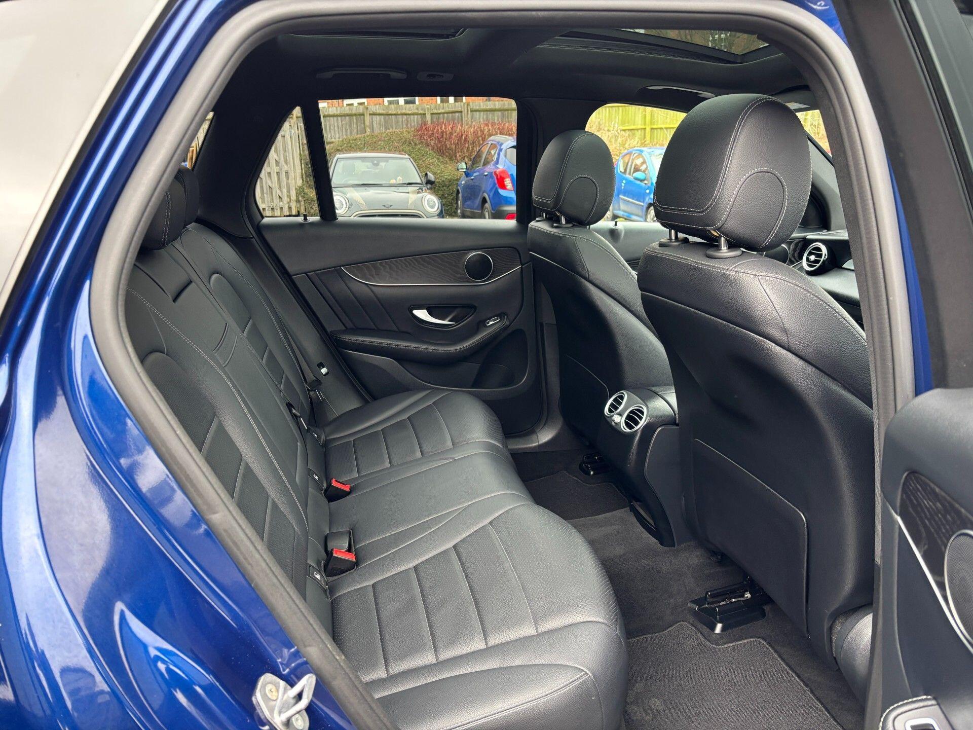 Mercedes-Benz GLC view 24
