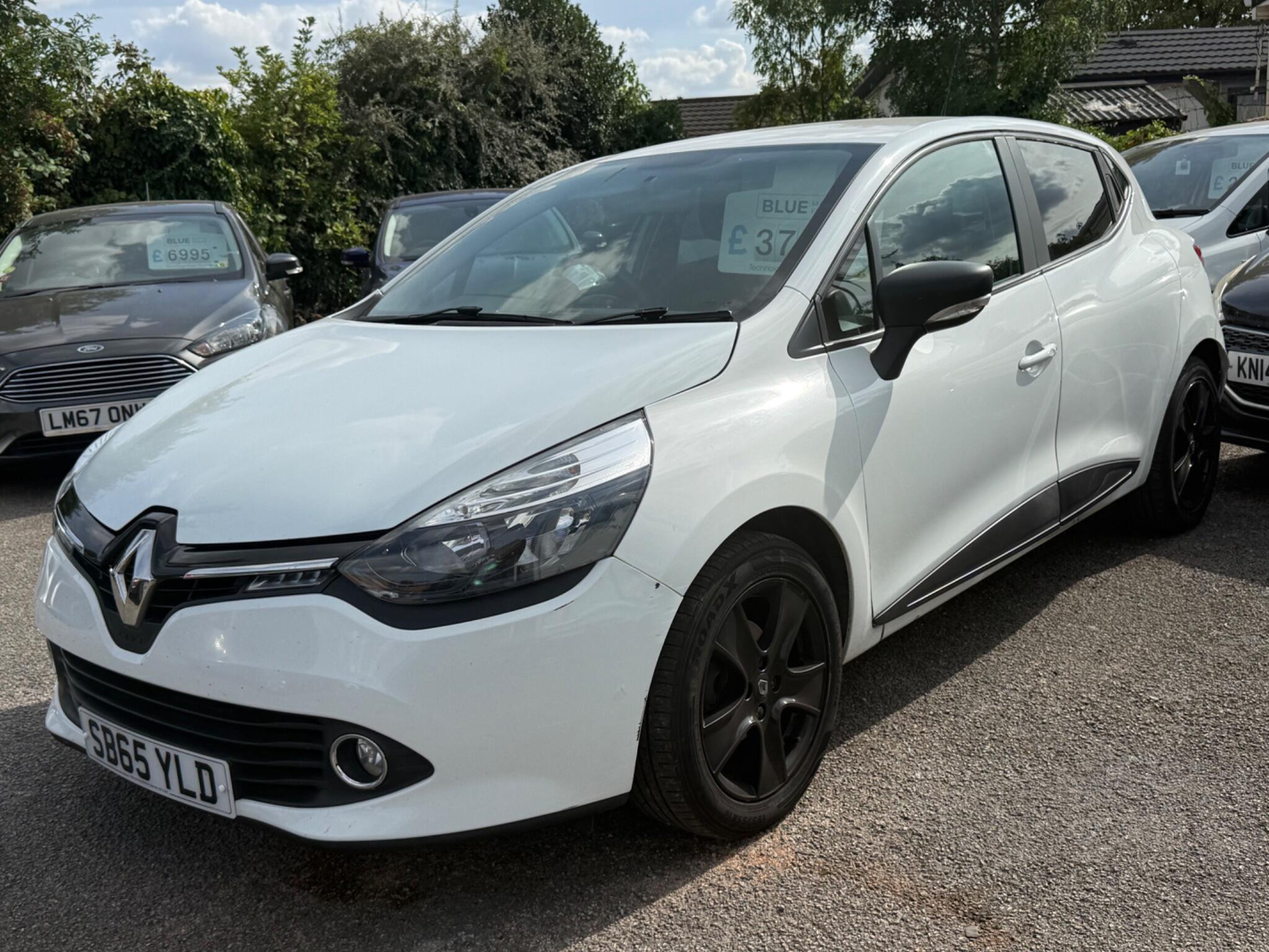 2015 Renault Clio in White for sale
