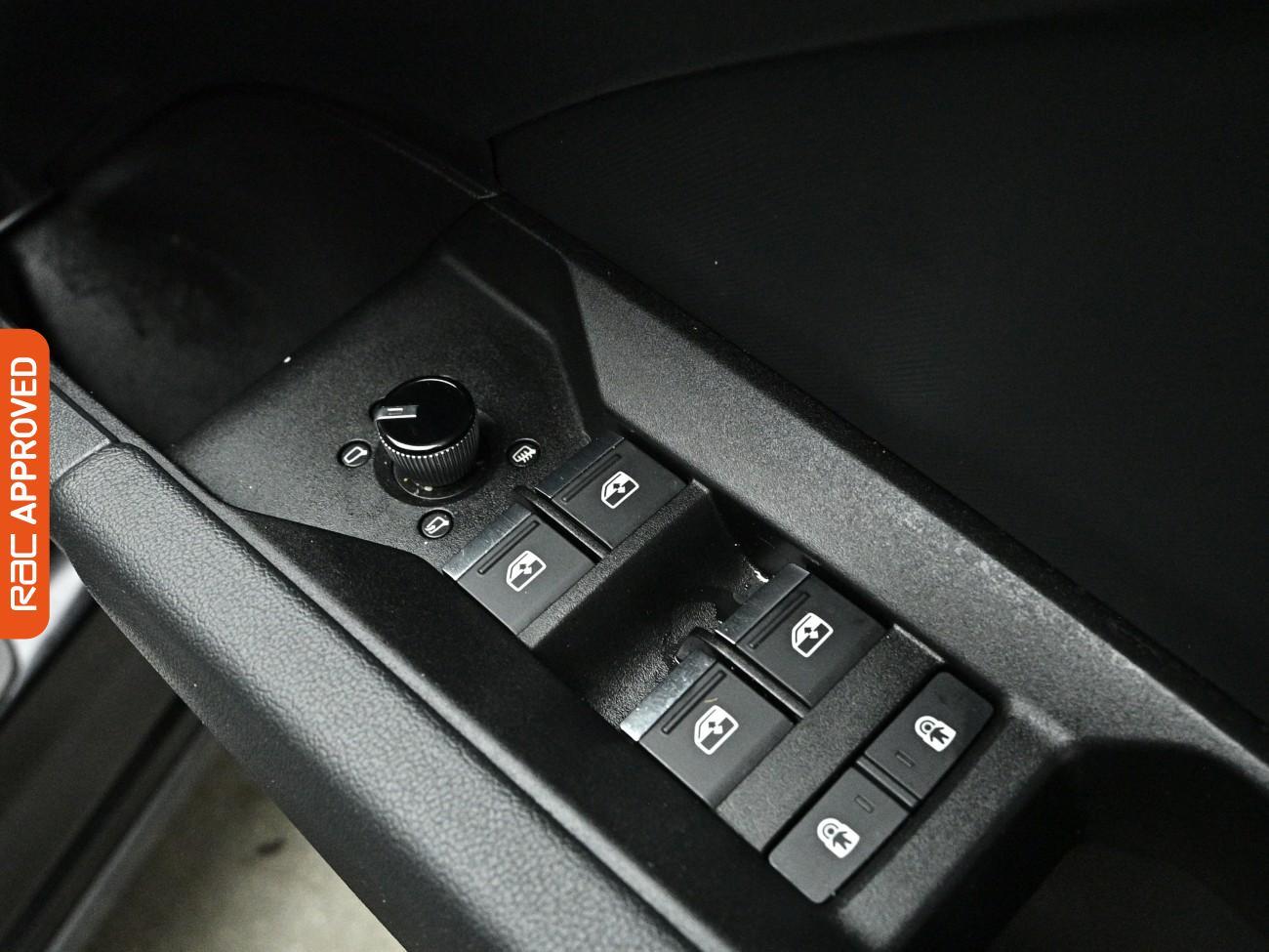Audi Q4 E-Tron view 26