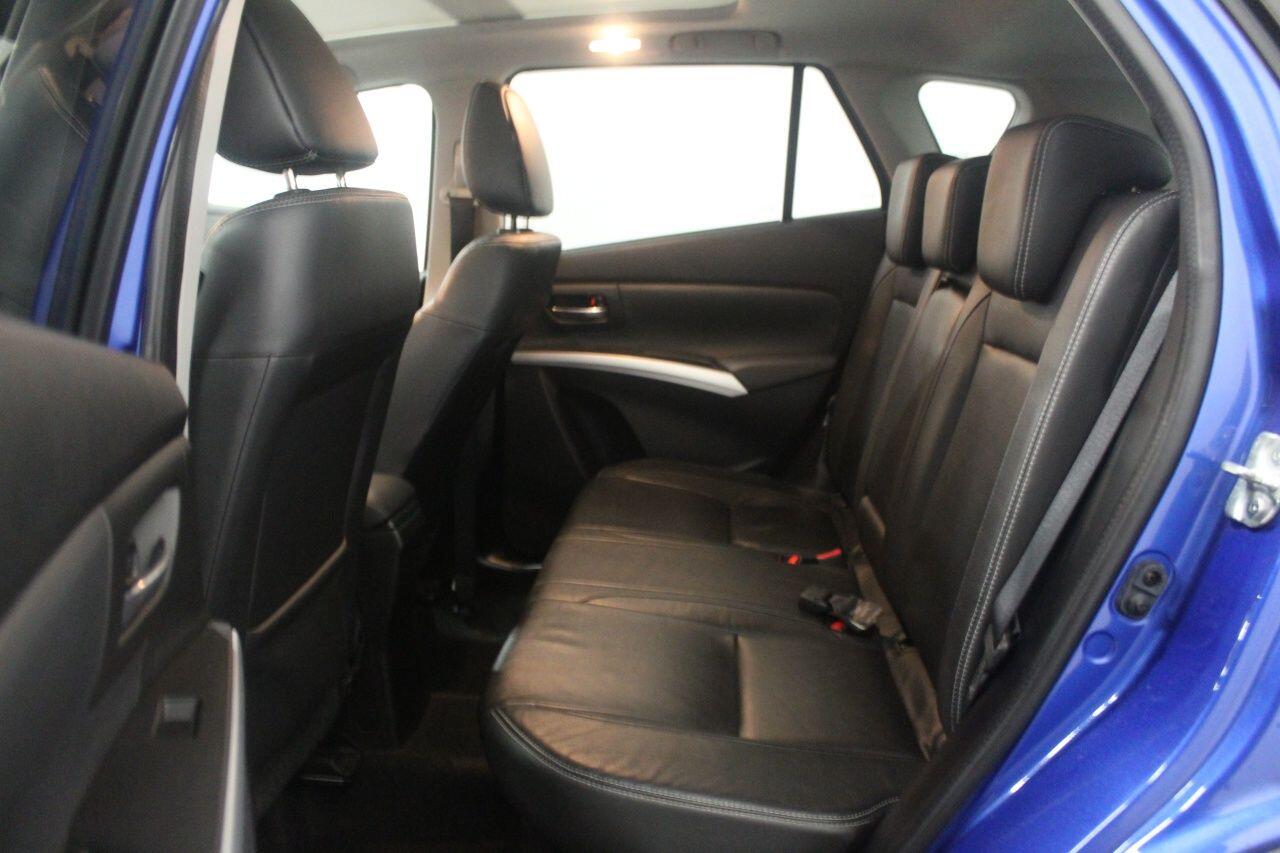 Suzuki SX4 S-Cross view 52