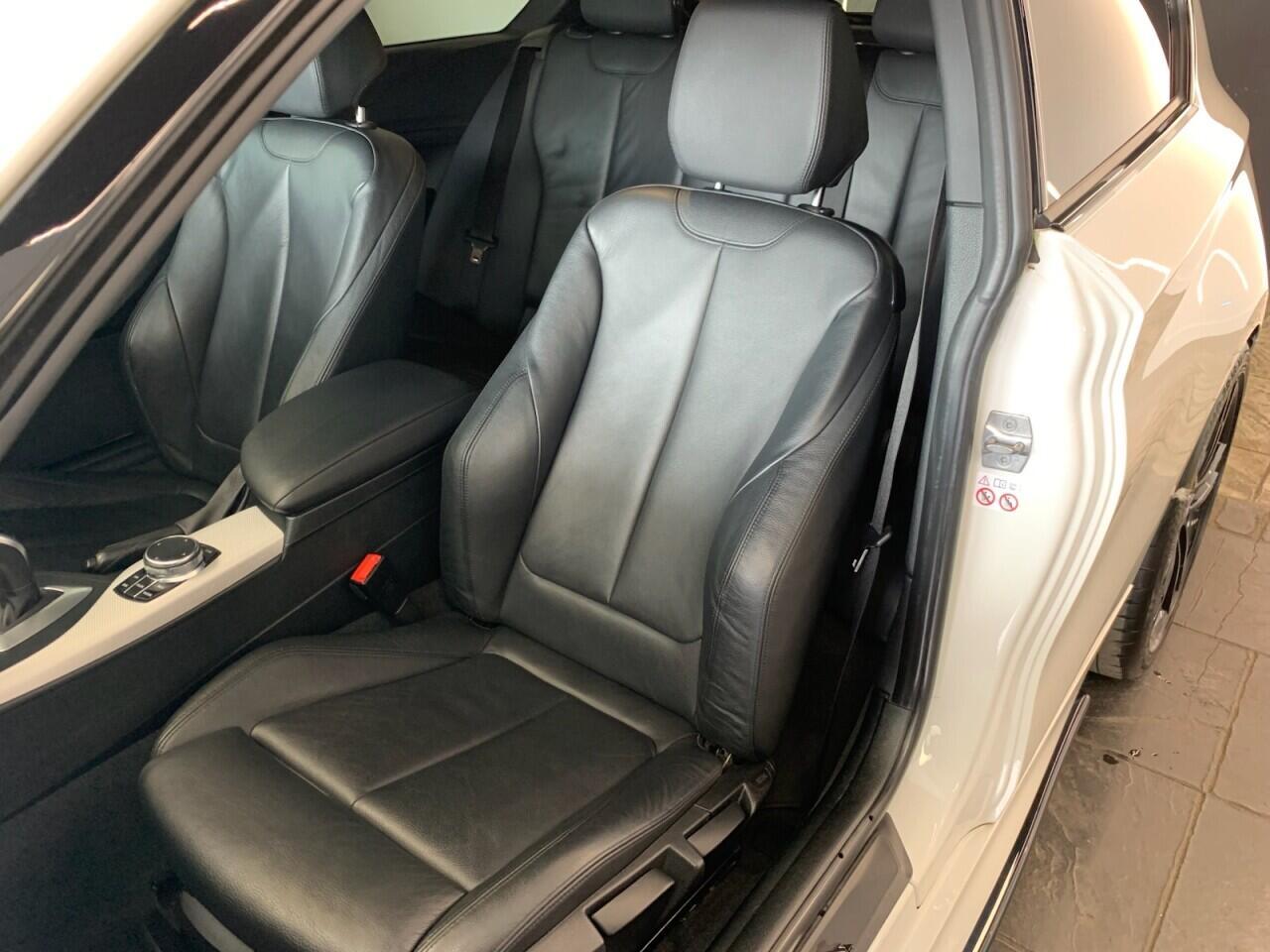 BMW 1 Series view 27