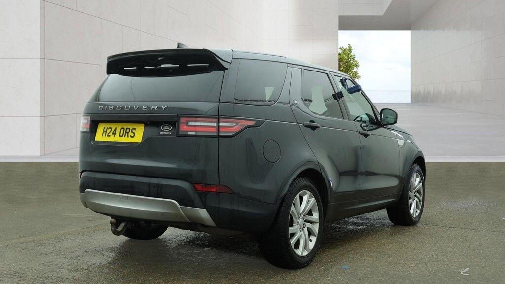 Land Rover Discovery 3 view 4