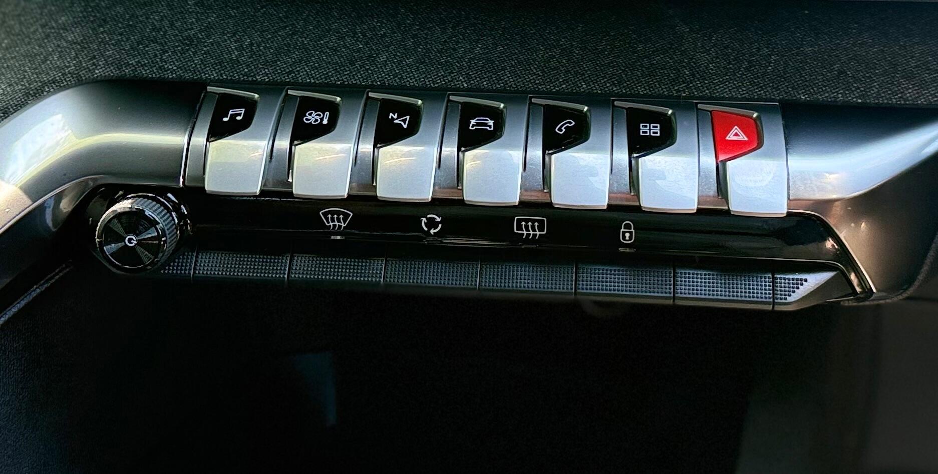 Peugeot 5008 view 16