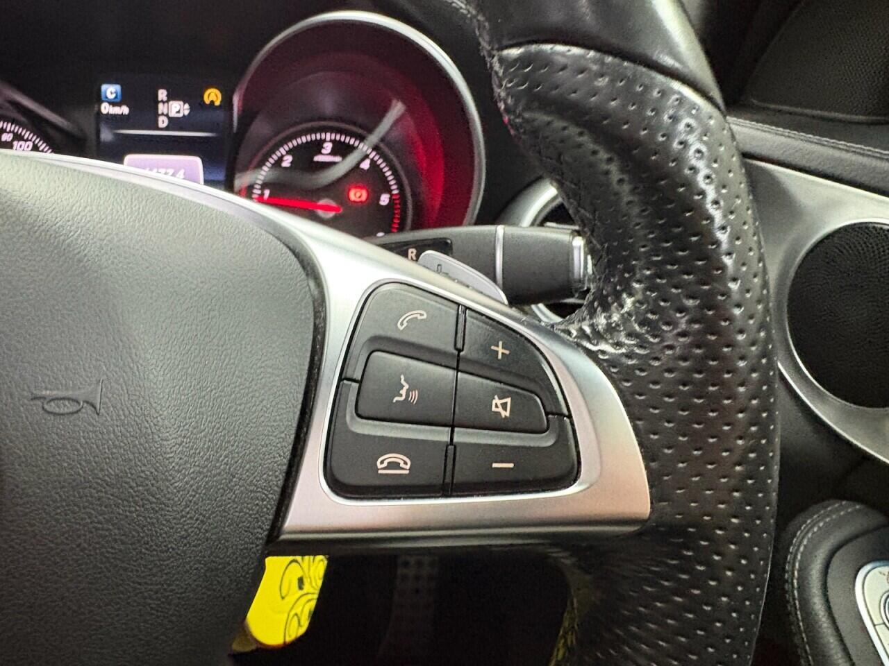 Mercedes-Benz C-Class view 18