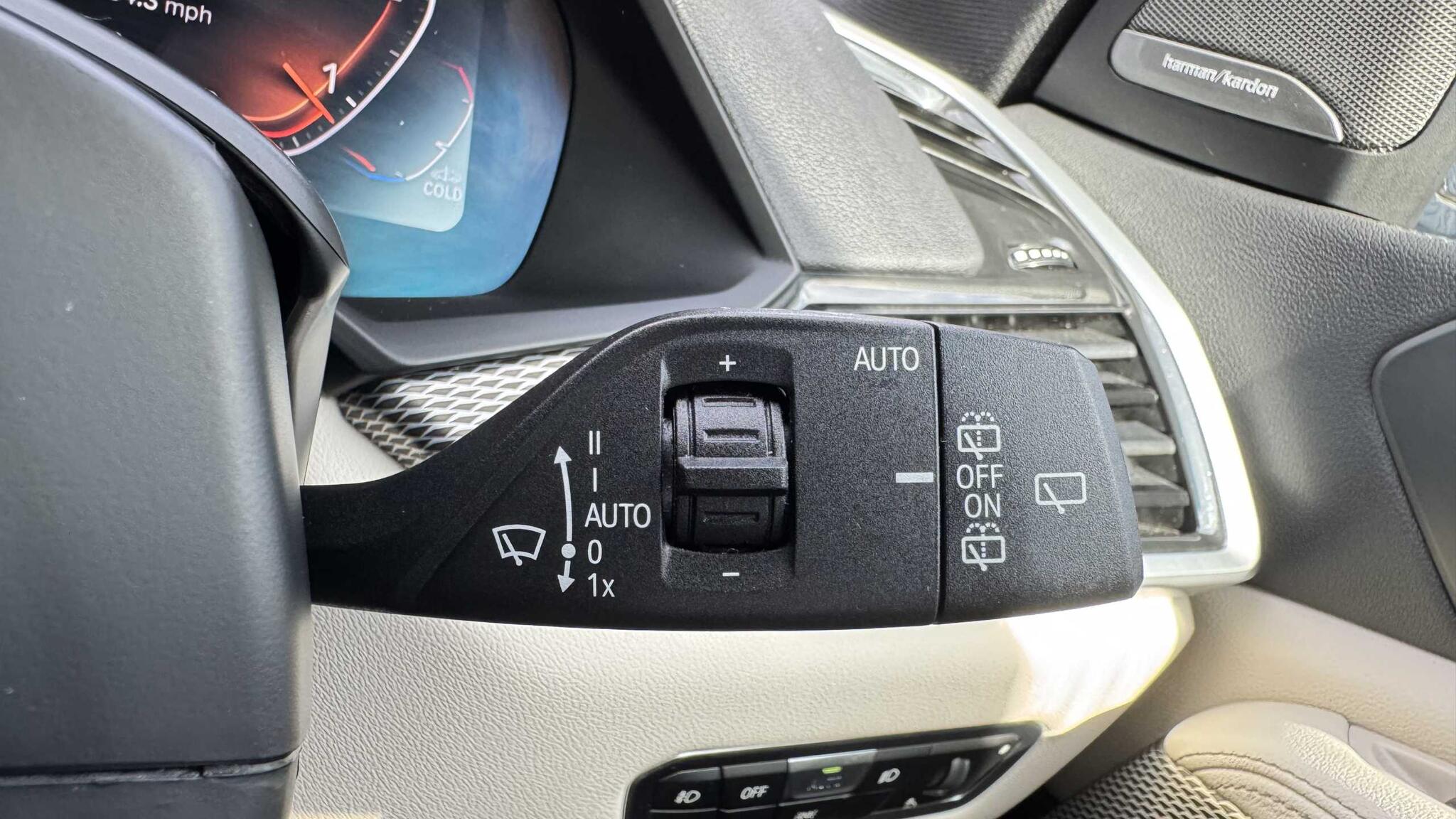 BMW X5 view 20