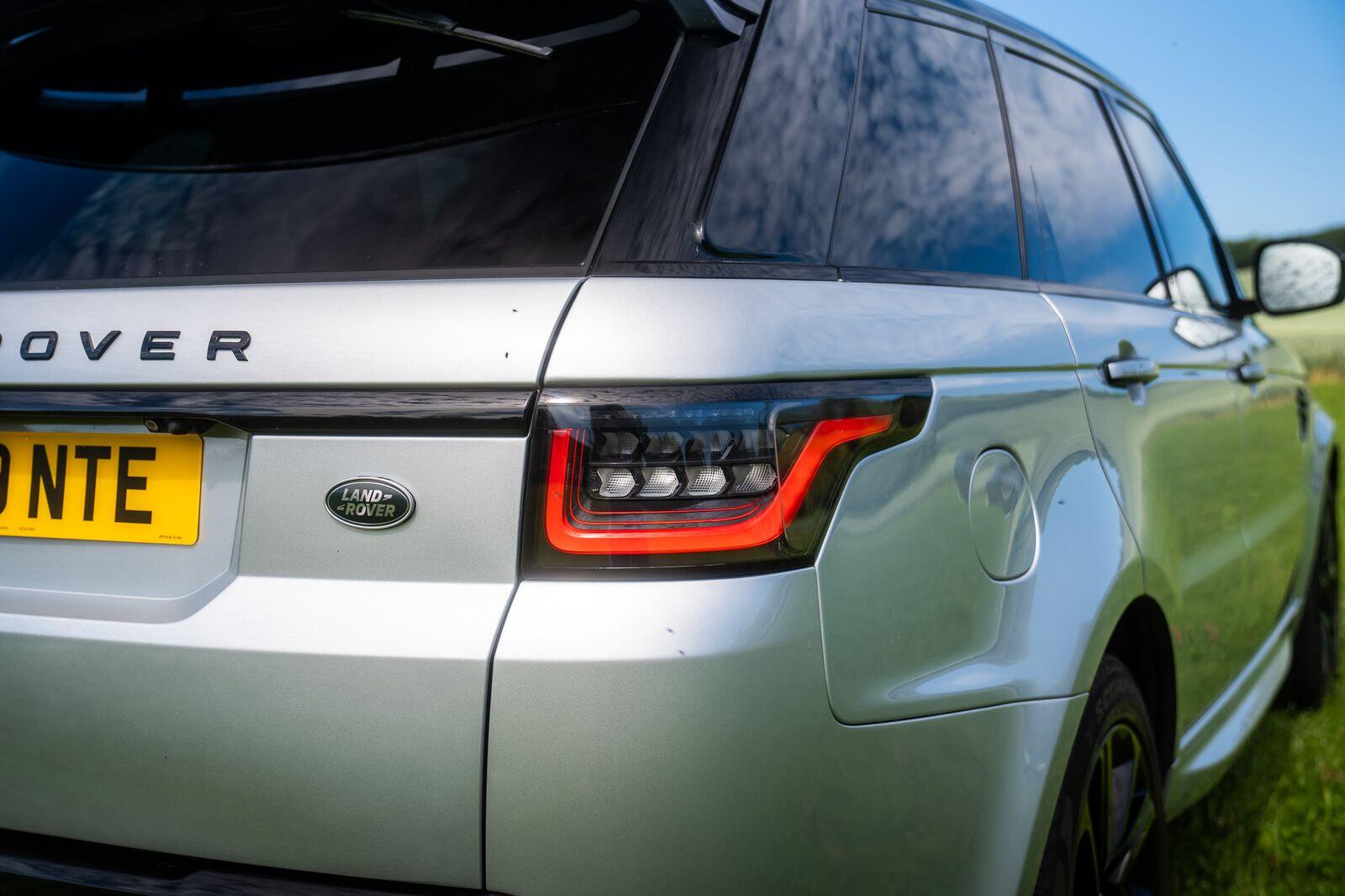 Land Rover Range Rover Sport view 11