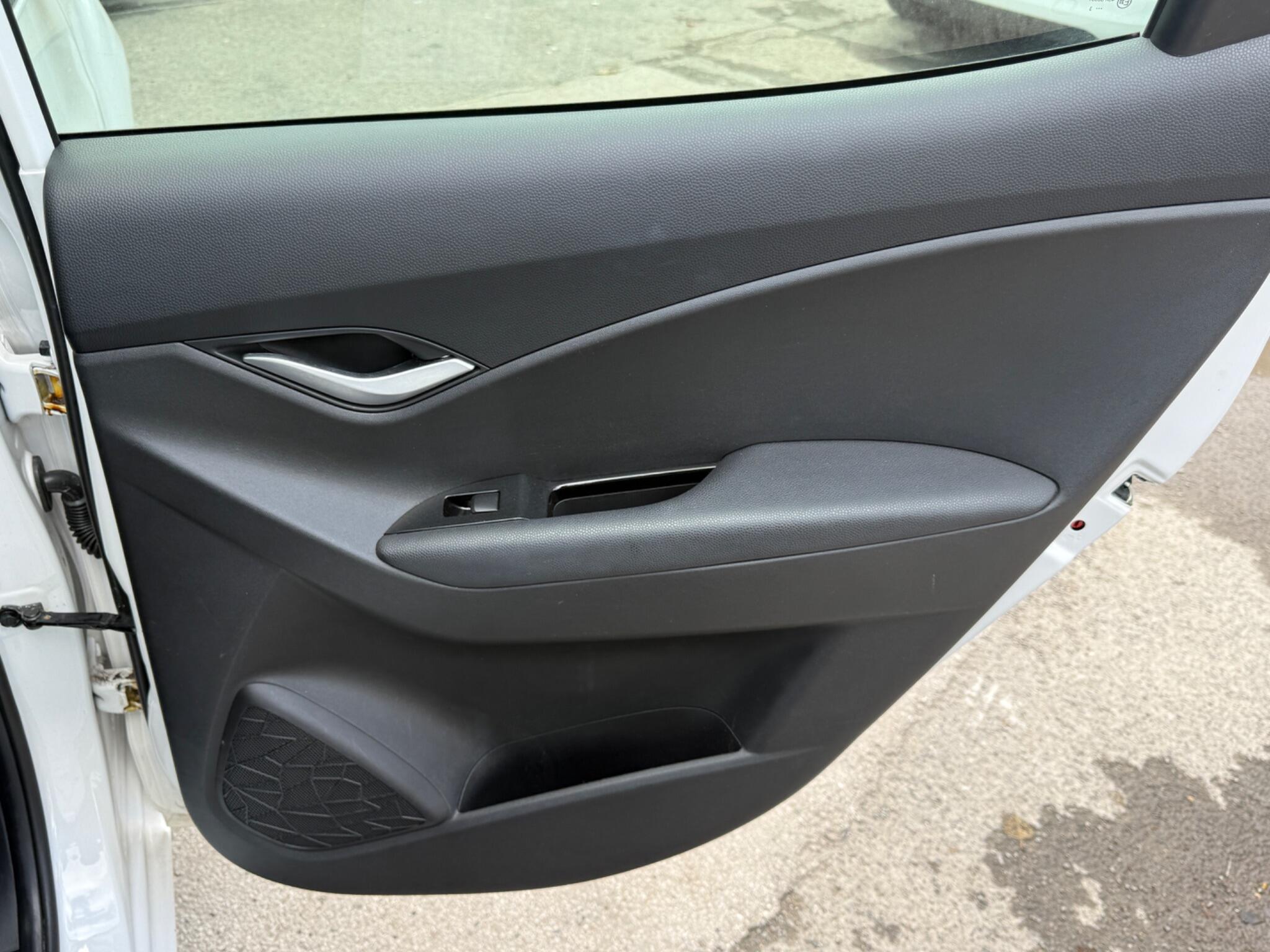 Hyundai ix20 - Image 45