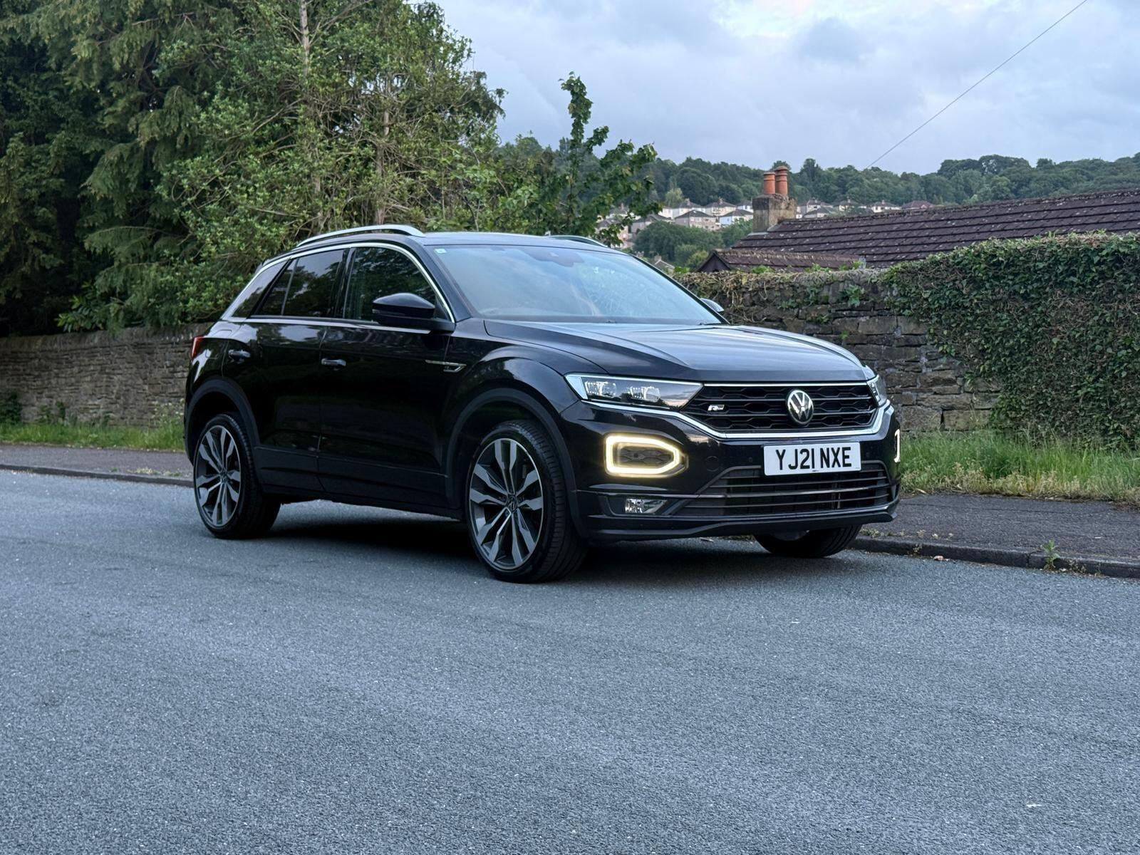 Volkswagen T-Roc view 5