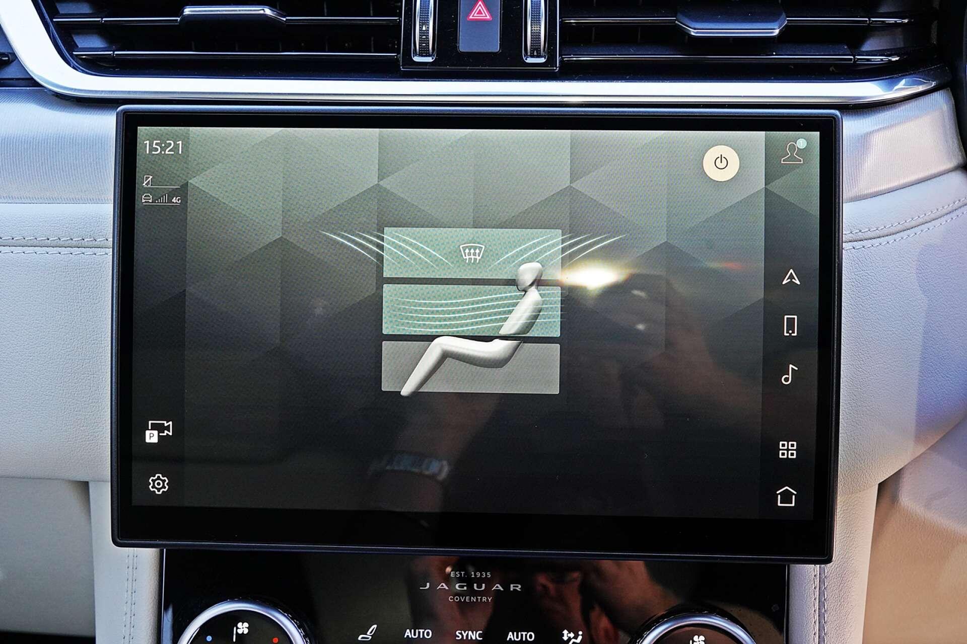 Jaguar F-Pace view 29
