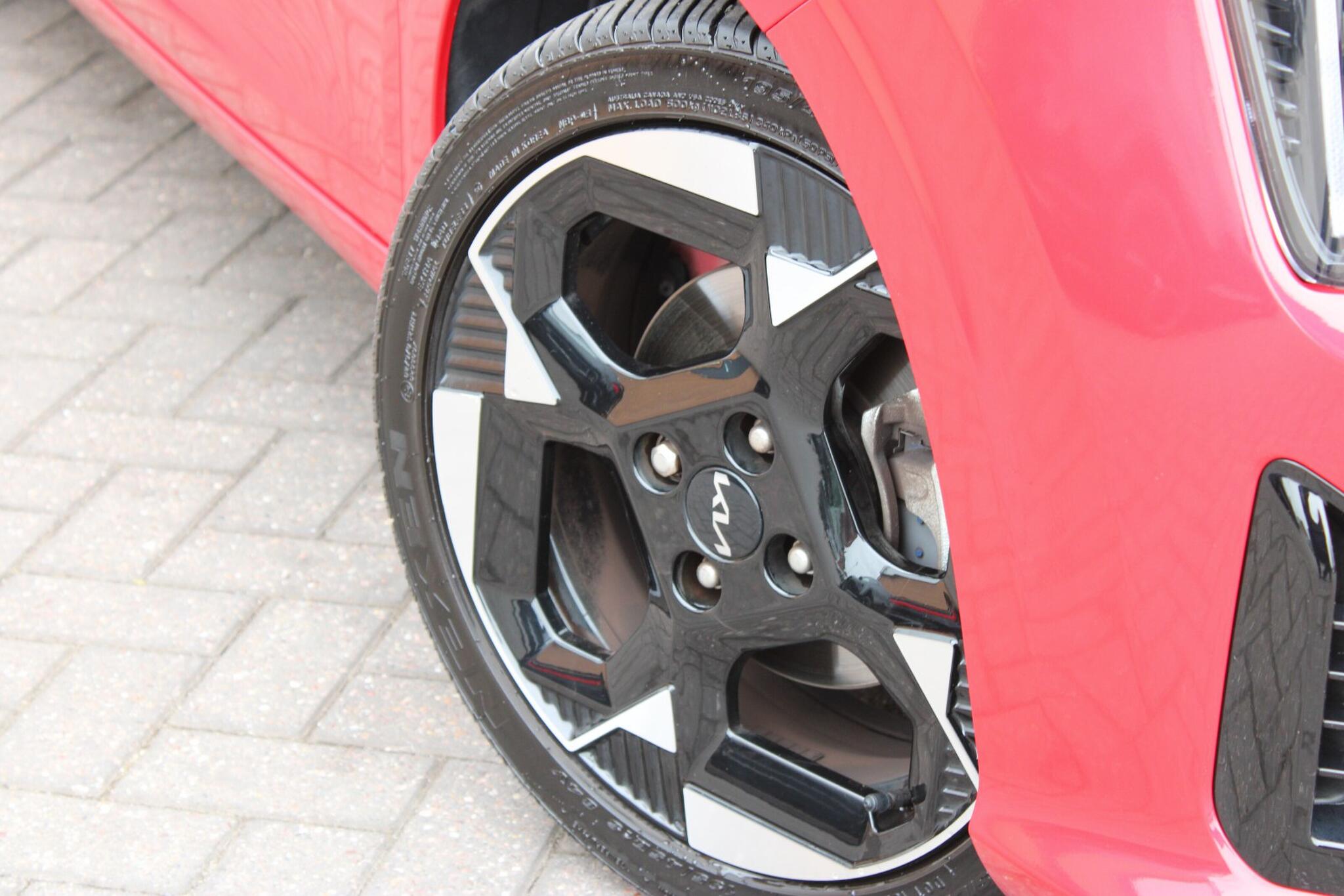 Kia Picanto view 9