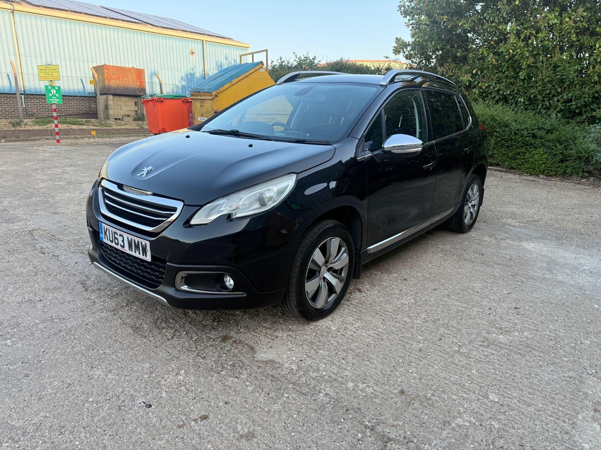 Peugeot 2008 view 6