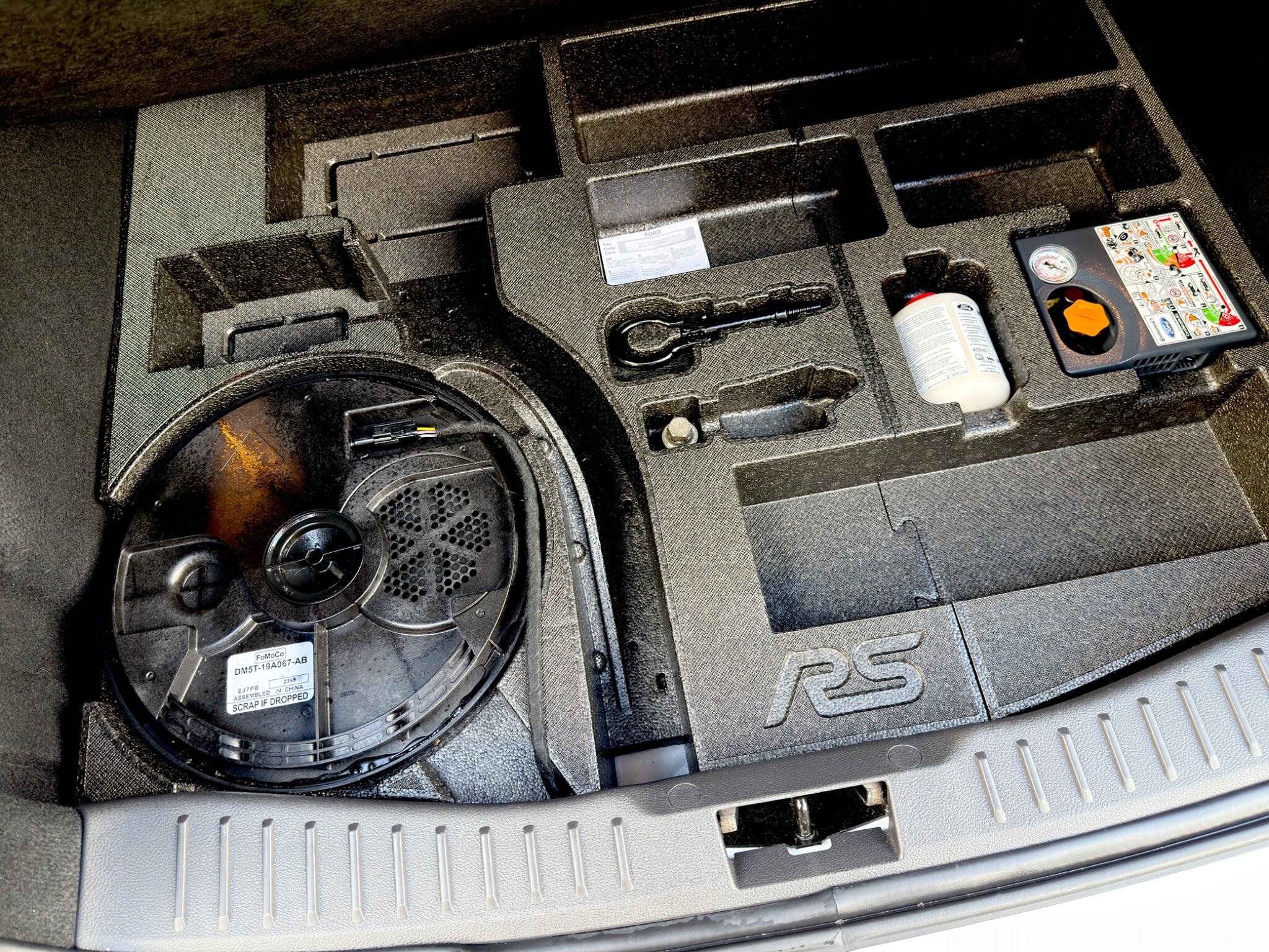 Ford Focus view 22