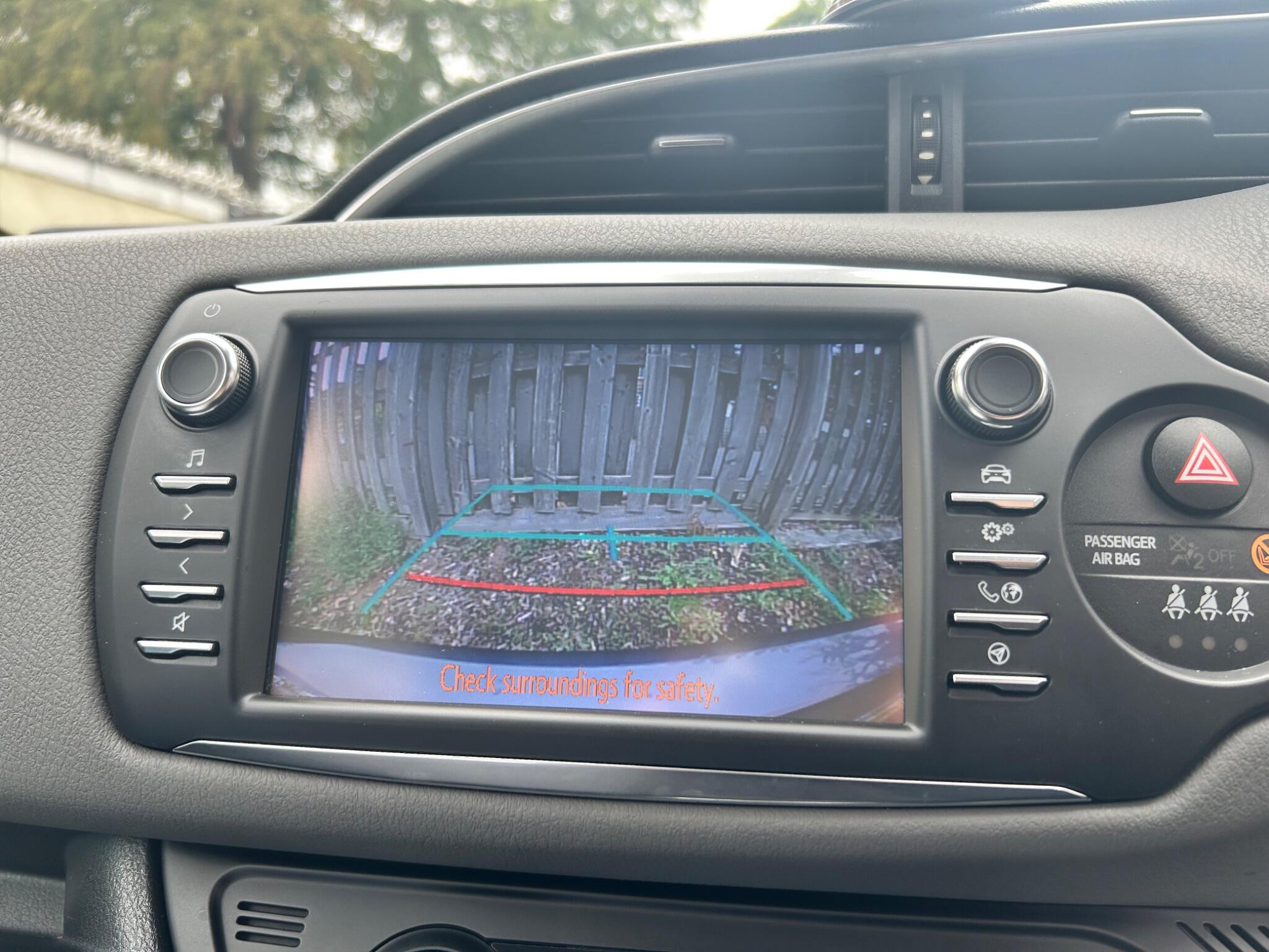 Toyota Yaris view 5