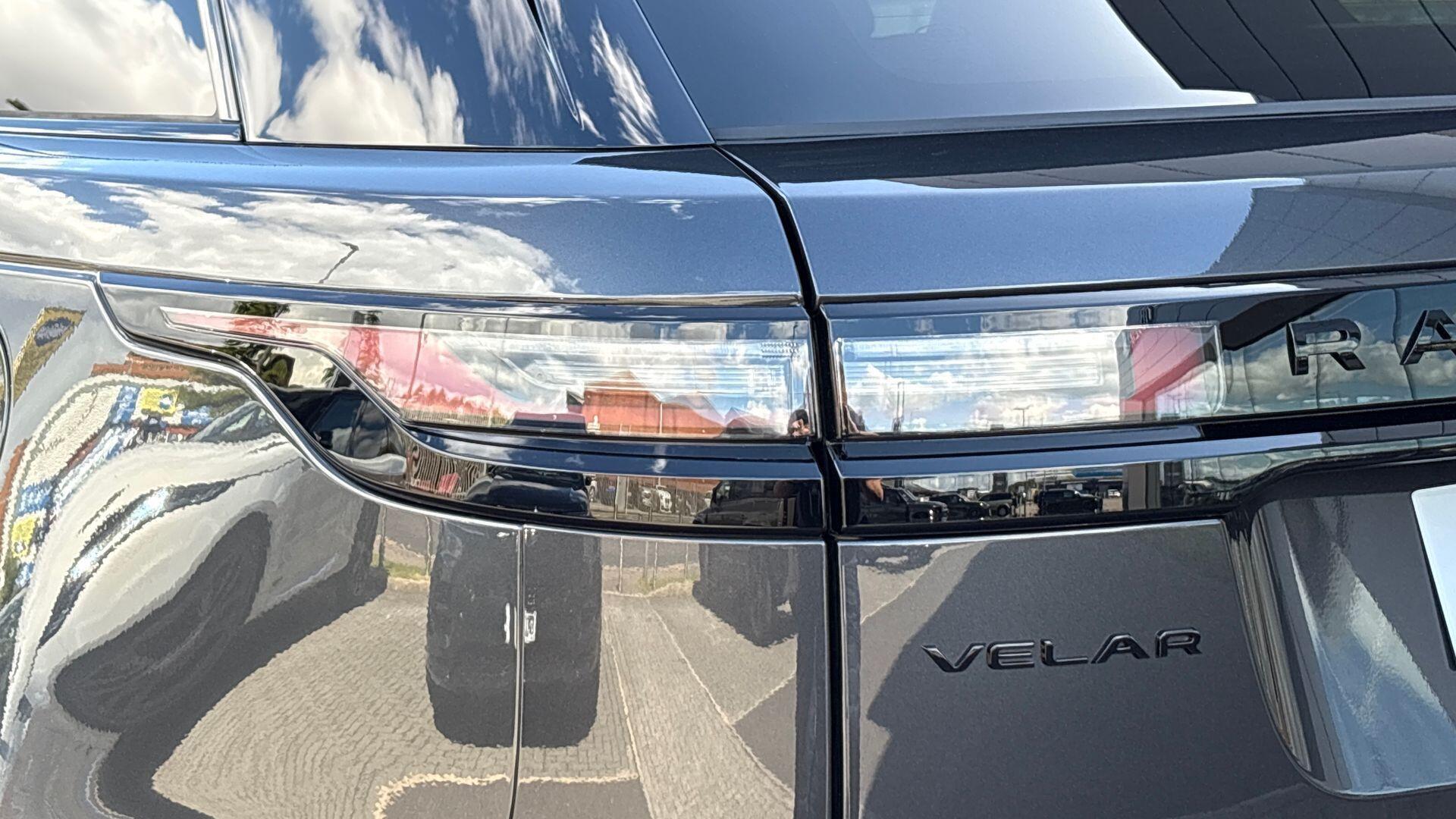 Land Rover Range Rover Velar view 19