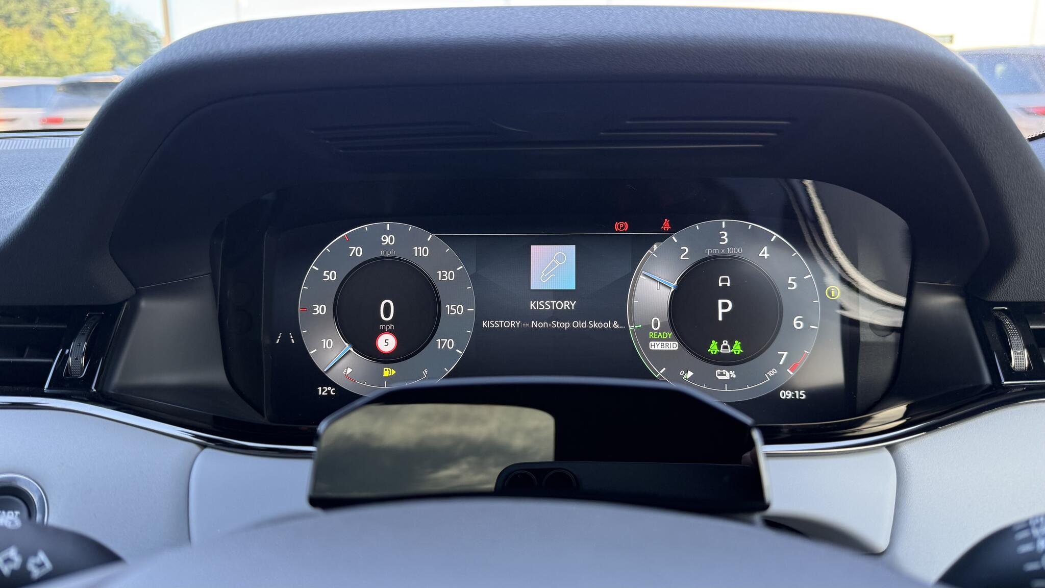 Land Rover Range Rover Evoque view 16