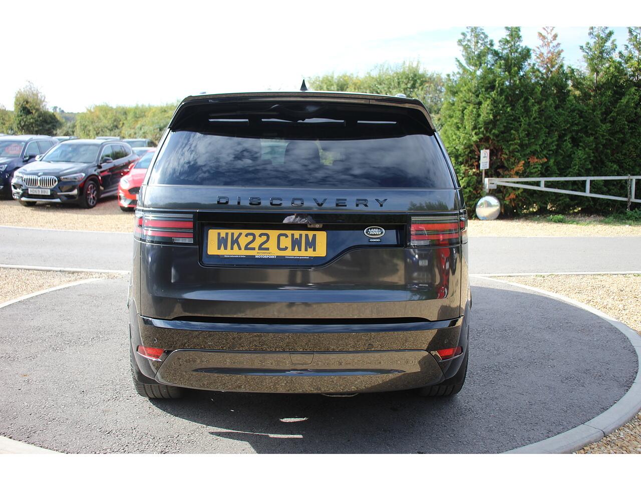 Land Rover Discovery view 10