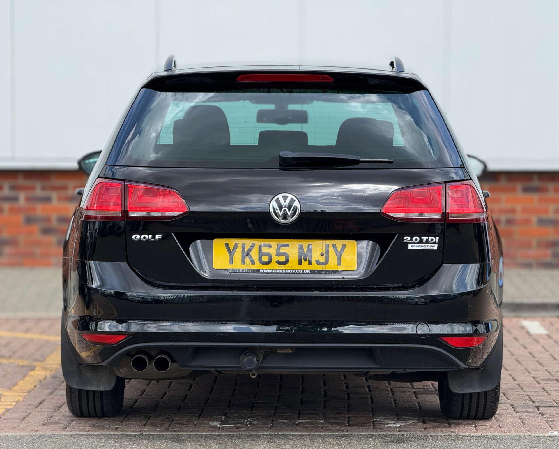 Volkswagen Golf view 9