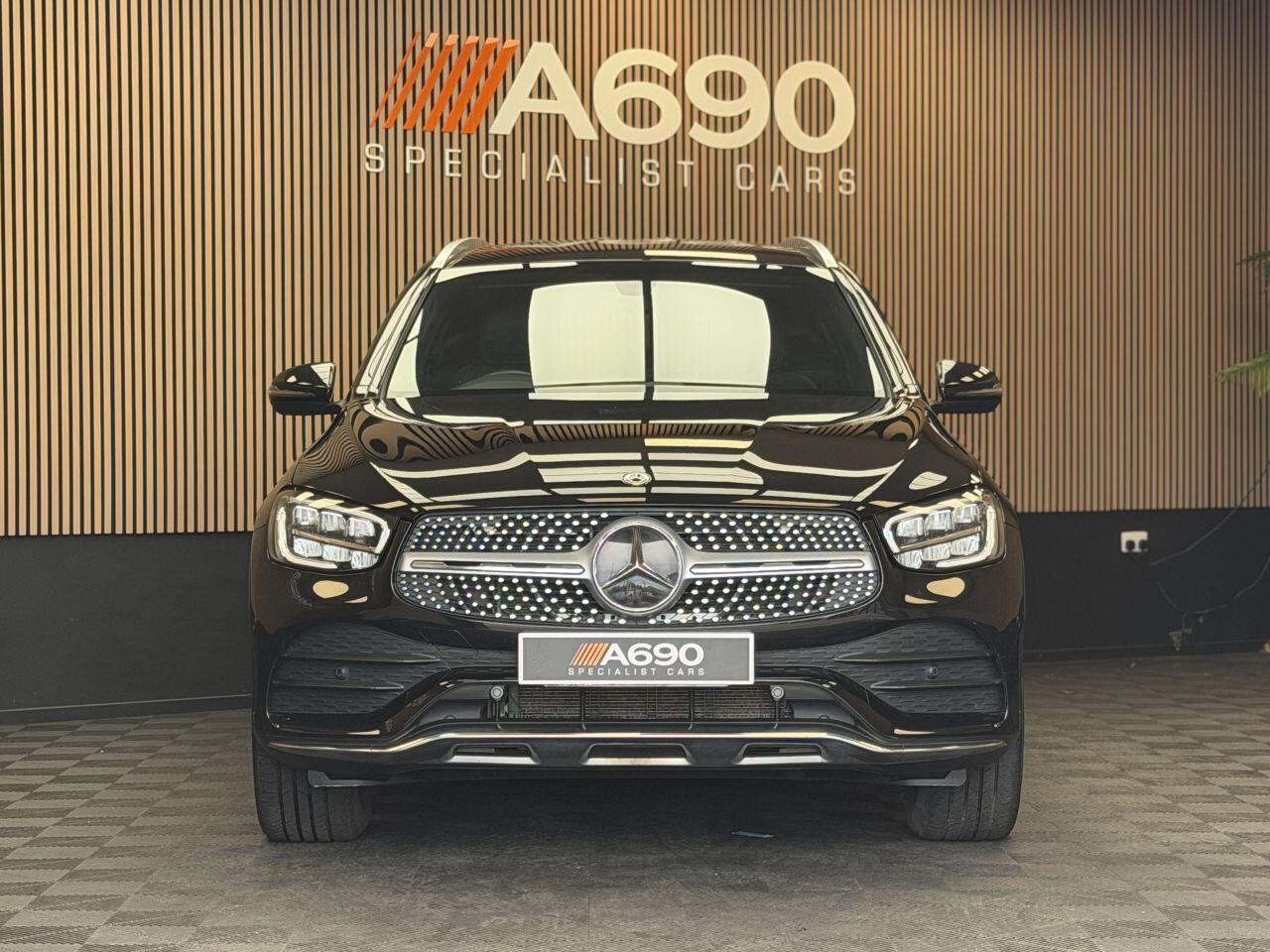 Mercedes-Benz GLC view 2