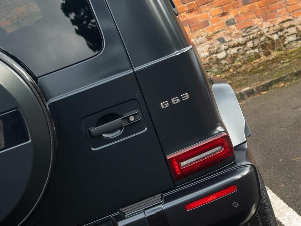 Mercedes-Benz G-Class view 17