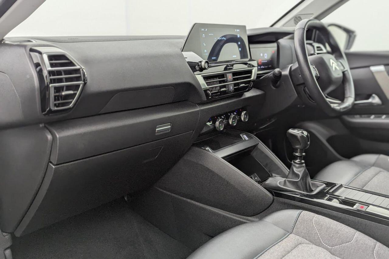 Citroen C4 view 22