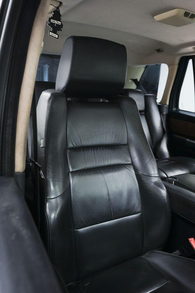 Land Rover Range Rover Sport view 8